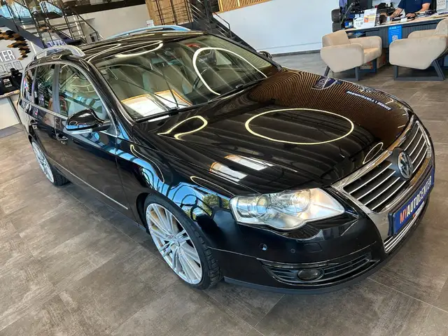 Volkswagen Passat view 19