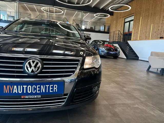 Volkswagen Passat view 21
