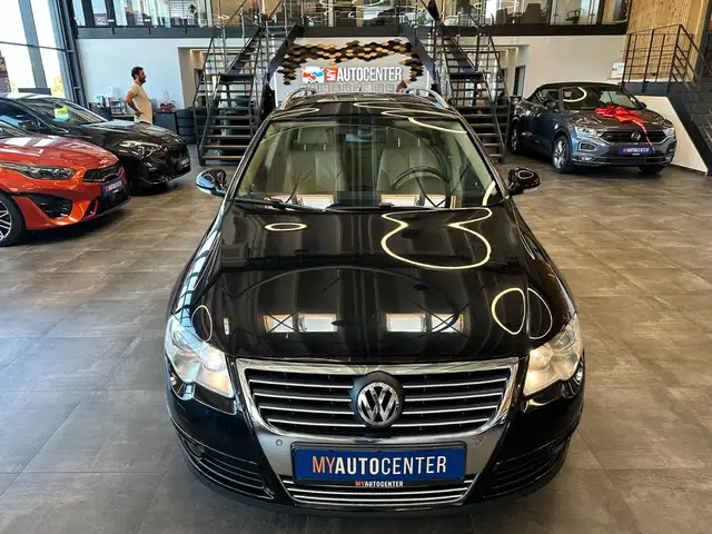 Volkswagen Passat view 22