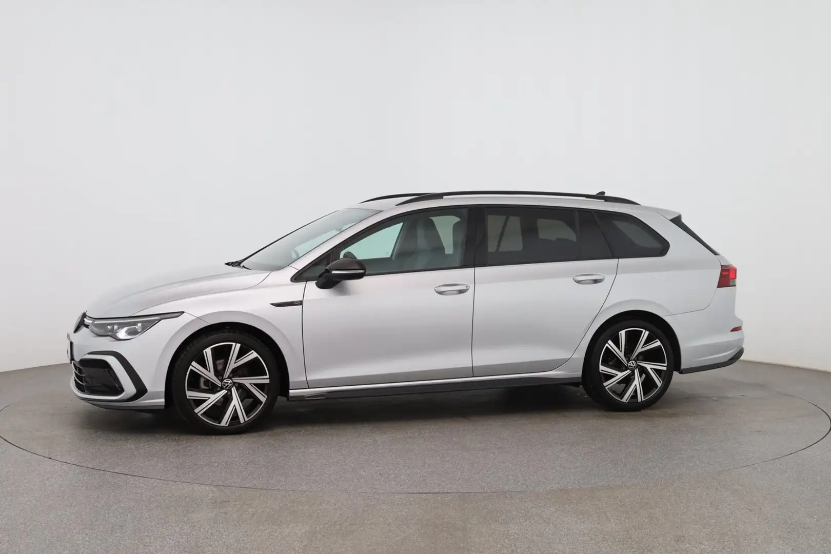 Volkswagen Golf Variant R-Line mHeV DSG Silber - 2