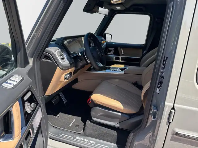 Mercedes-Benz G-Class view 8