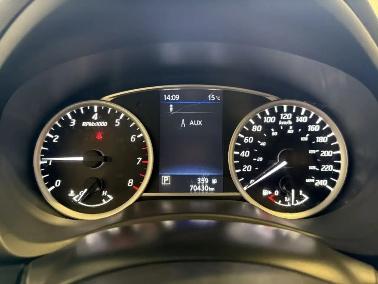 Nissan Sentra снимка Nissan Sentra