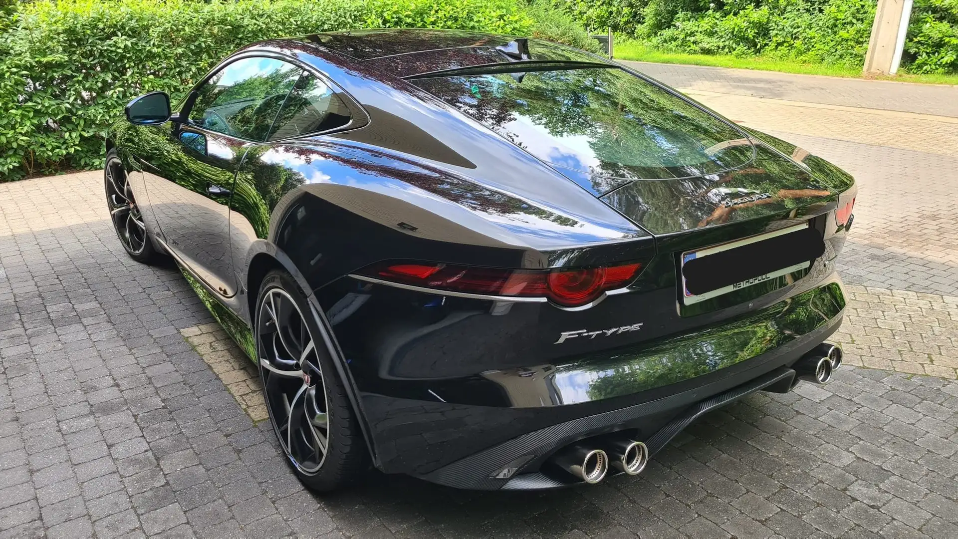 Jaguar F-Type F-Type Coupe 2.0 Aut. R-Dynamic Zwart - 2