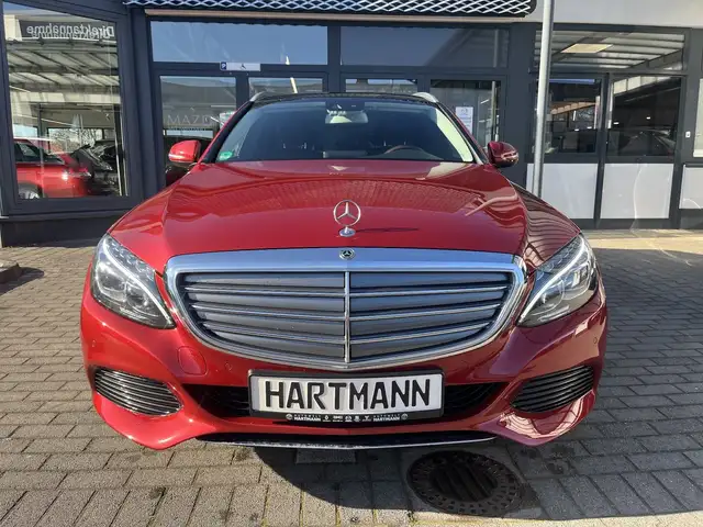 Mercedes-Benz C 400 T-Modell 4Matic  Panoramadach Burmester