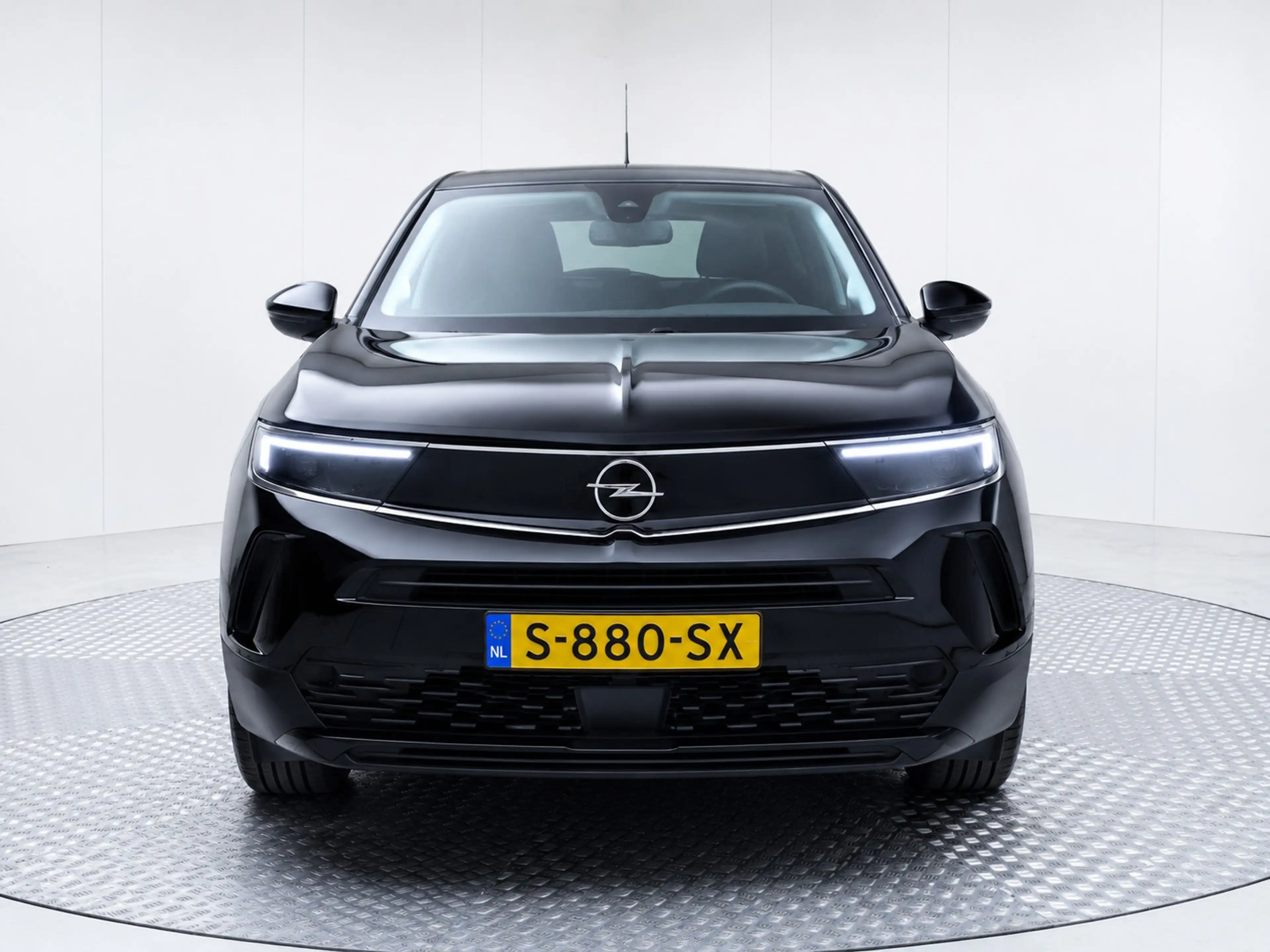 Opel Mokka-E Electric Level 2 50 kWh | Navi / Carplay / Cruise — photo 8