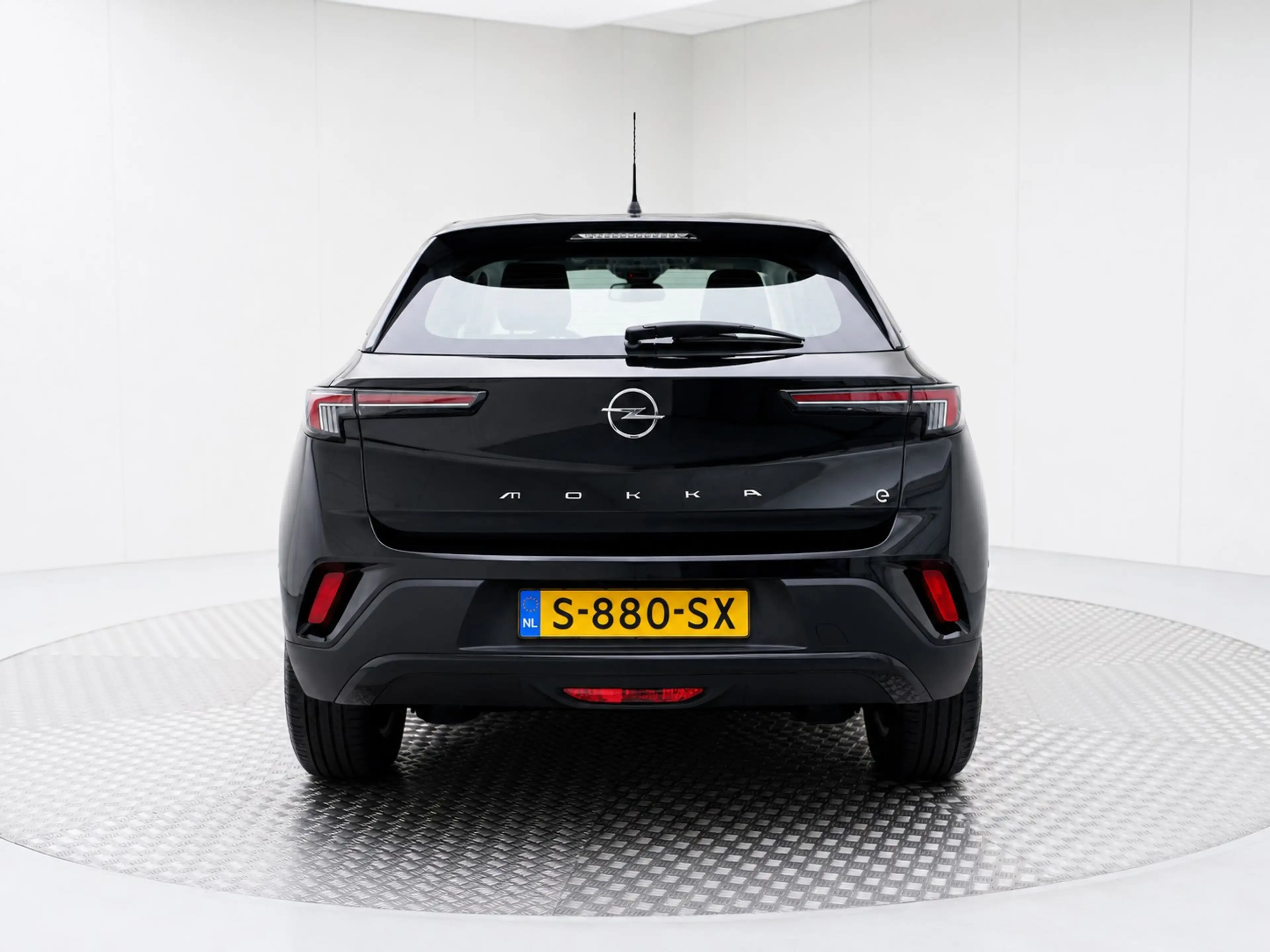 Opel Mokka-E Electric Level 2 50 kWh | Navi / Carplay / Cruise — photo 4