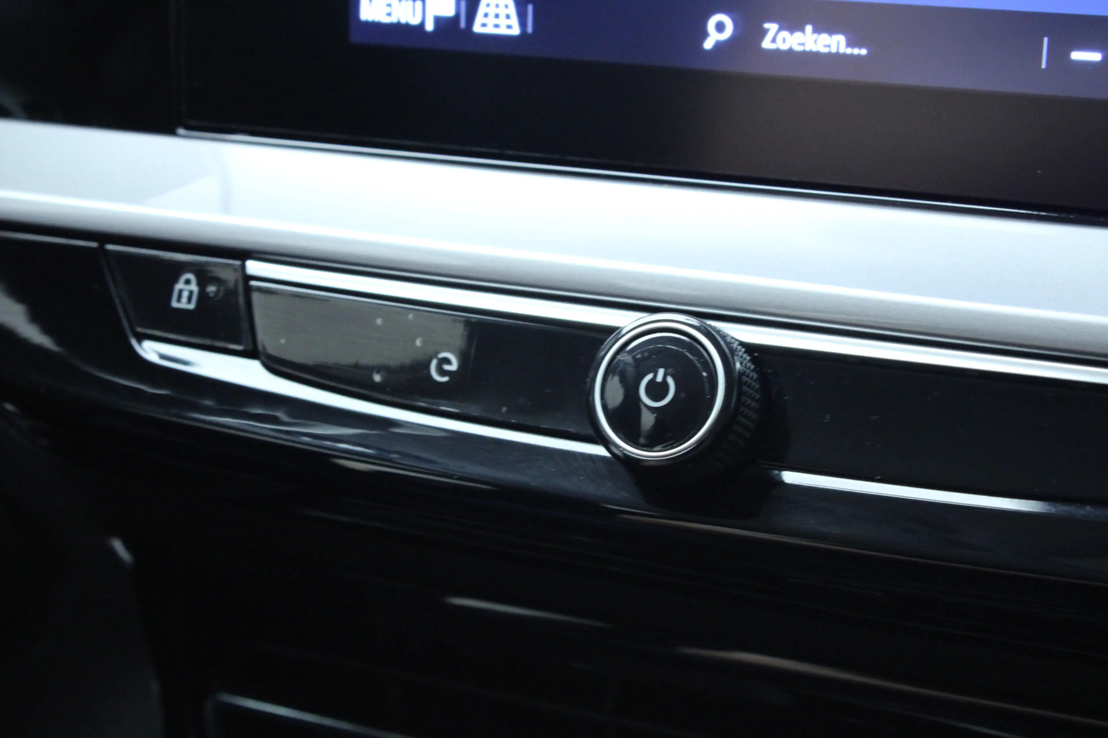 Opel Mokka-E Electric Level 2 50 kWh | Navi / Carplay / Cruise — photo 29