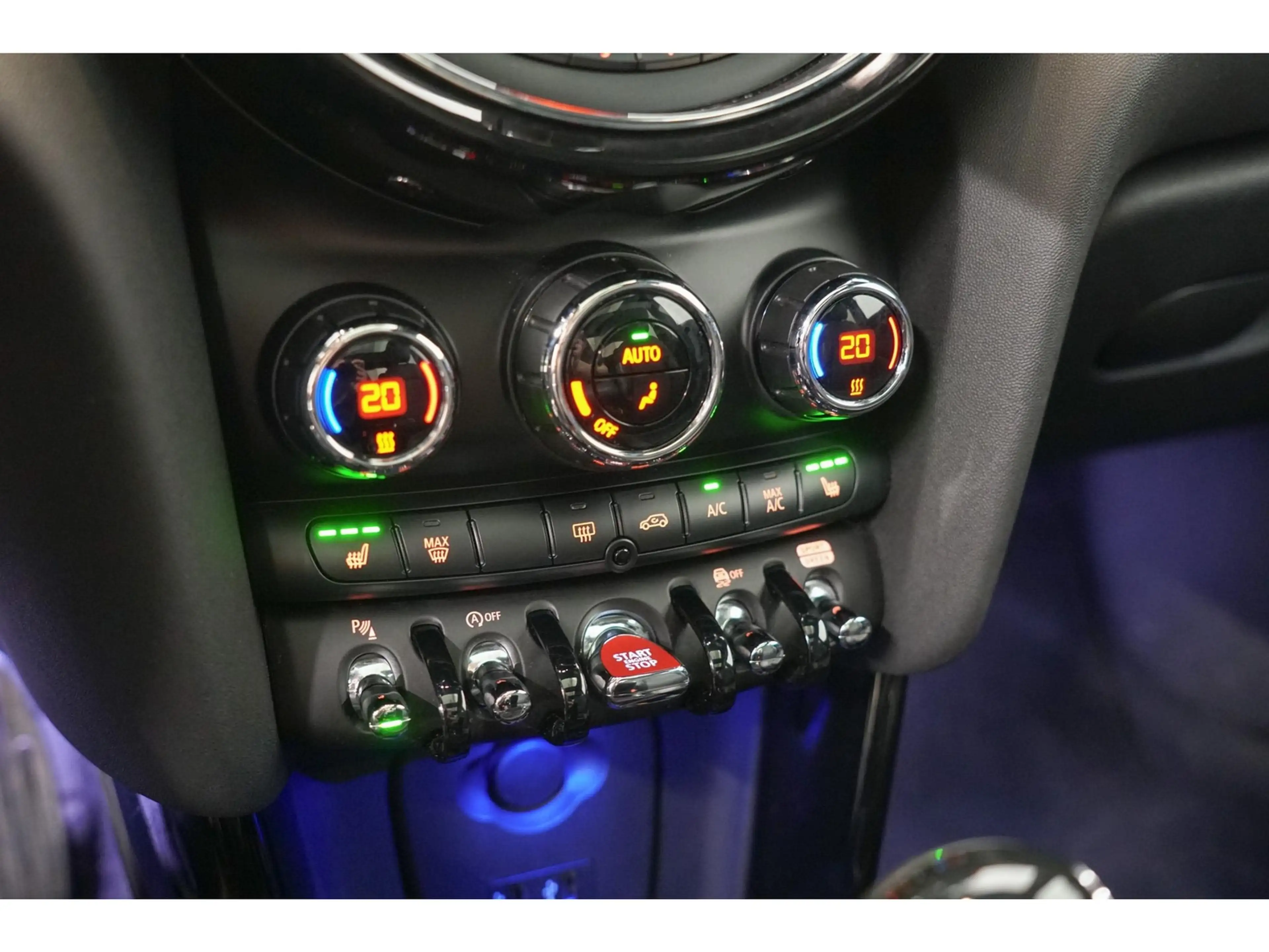 MINI John Cooper Works Mini 2.0 Panoramadak | Head Up | Comfort Access — photo 19