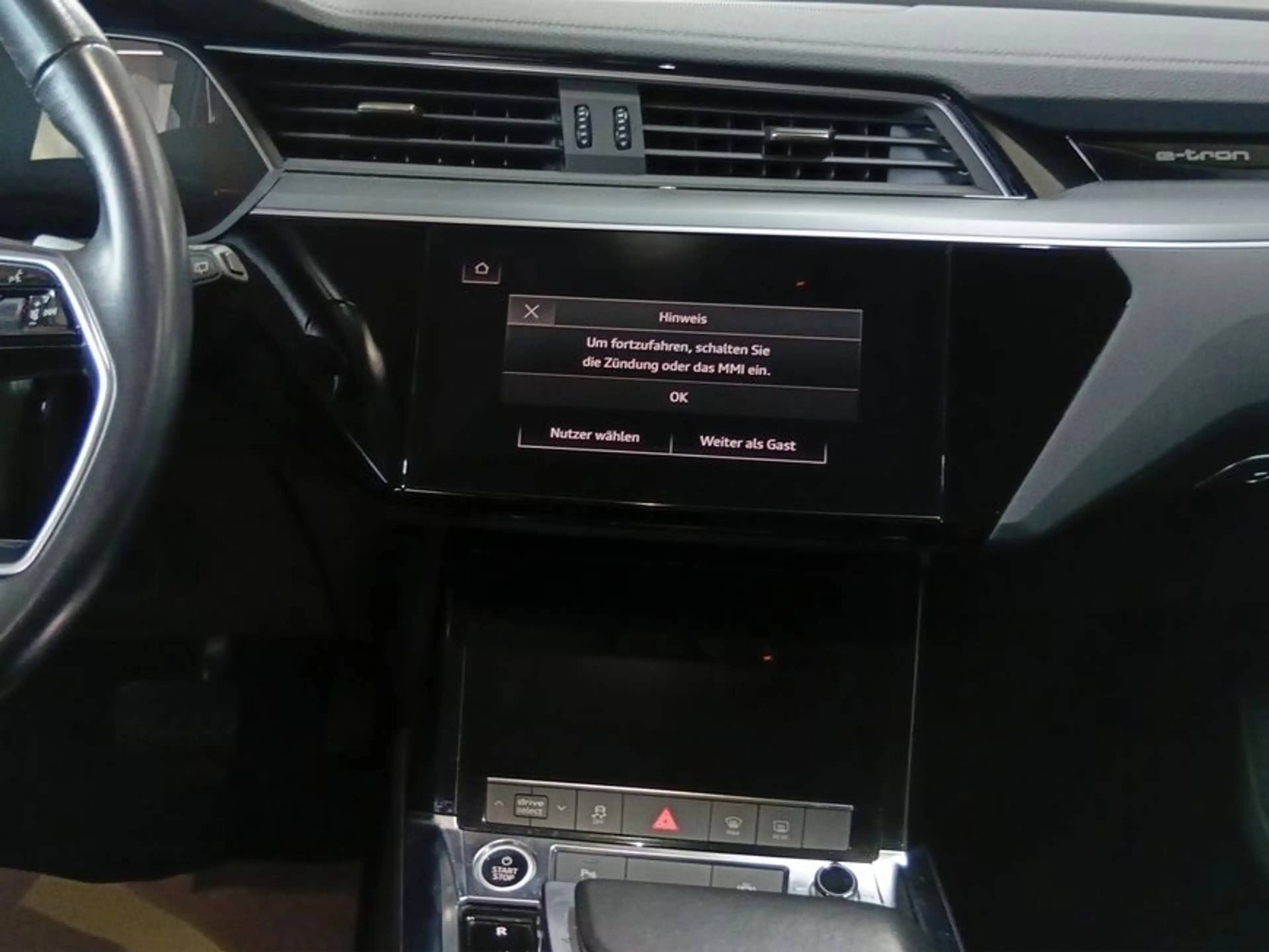 Audi e-tron 50 quattro — photo 15