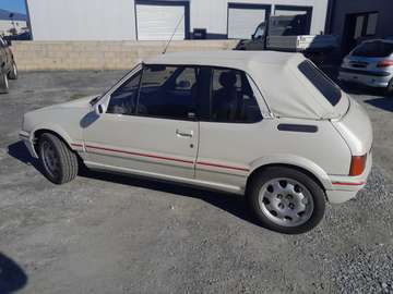 205 Cabriolet 1.6i CTi