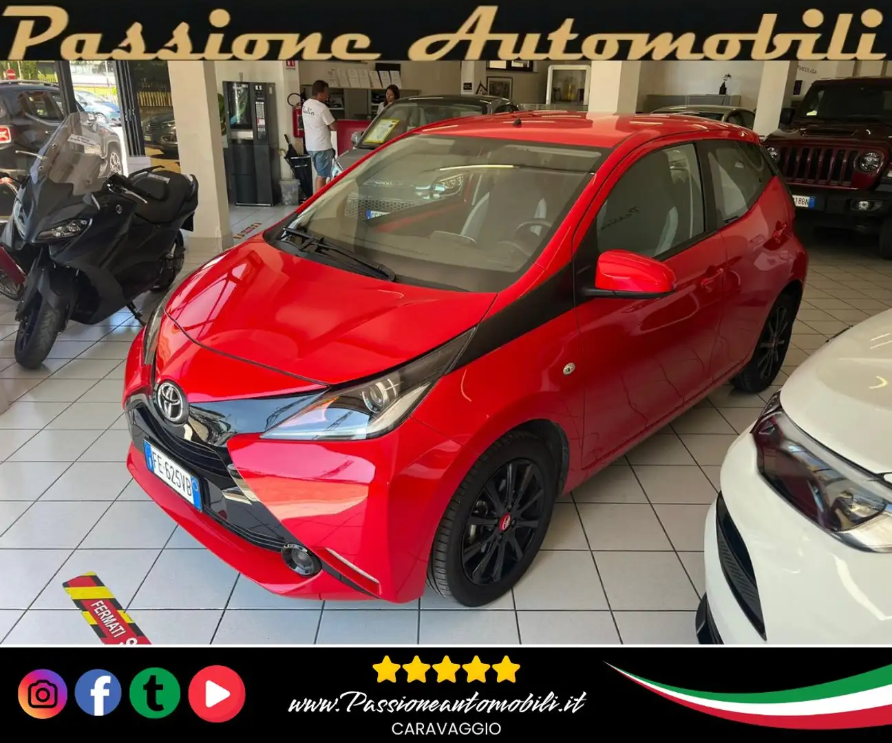 Toyota Aygo 5p 1.0 x-Play GARANZIA FINO 2031 Rosso - 1