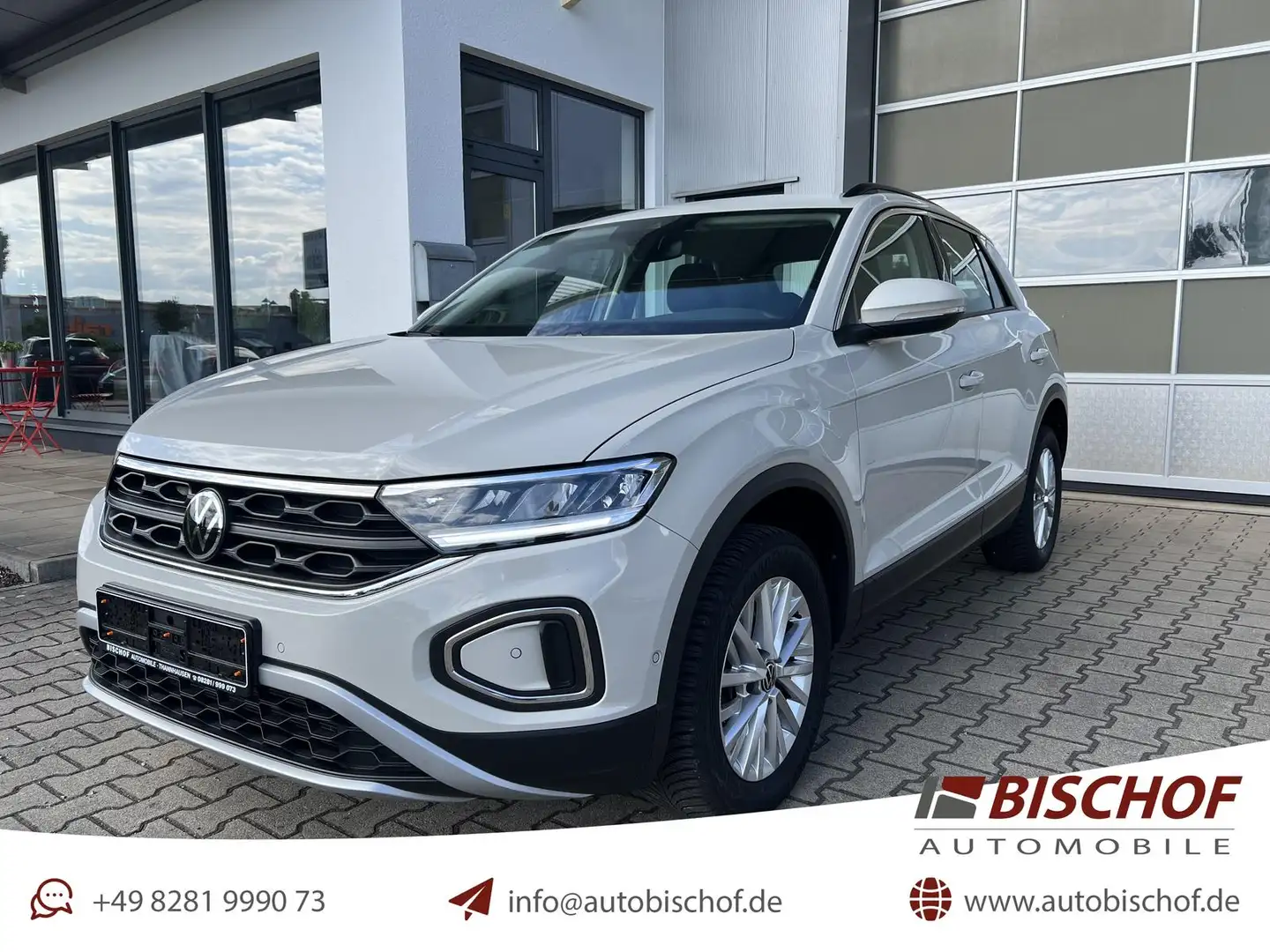 Volkswagen T-Roc 1.5 16V TSI DSG ACT AHK SHZ Navi LED Grau - 1