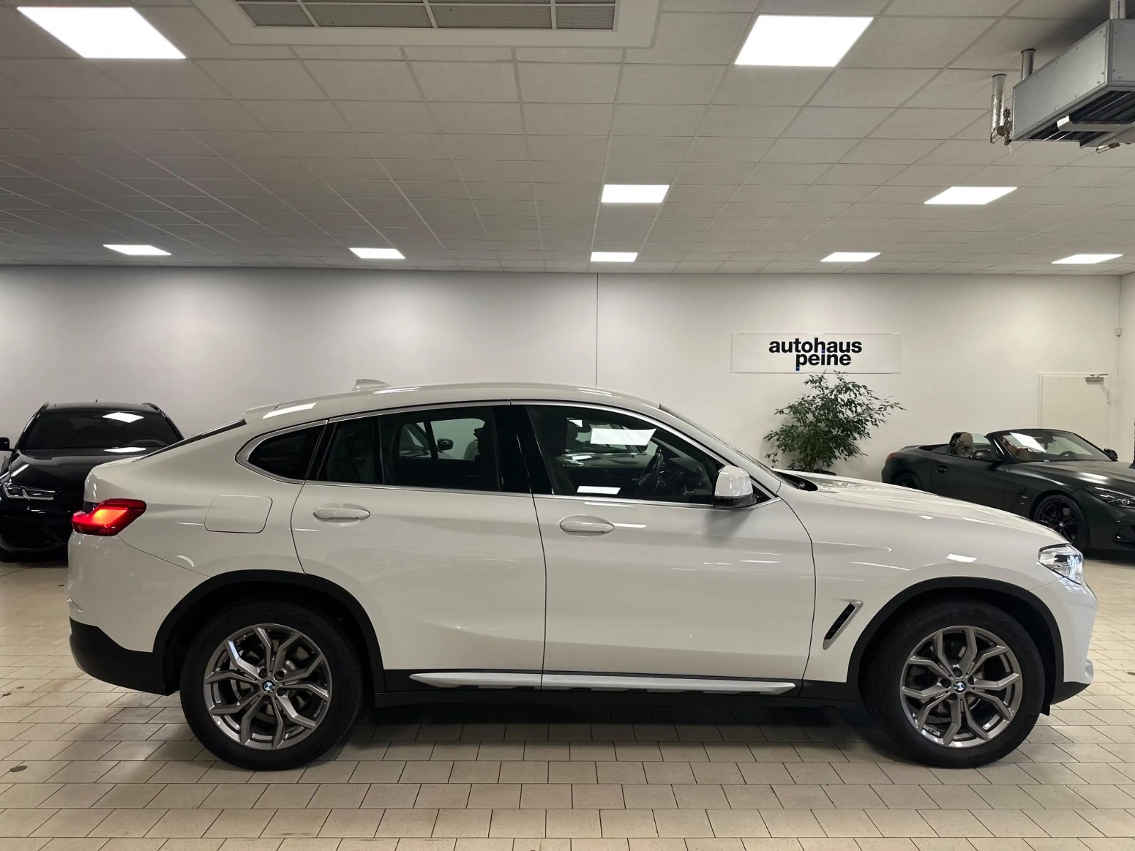BMW X4 xDrive 20d xLine Aut/Navi/SportSitze/LED/Spor — photo 11
