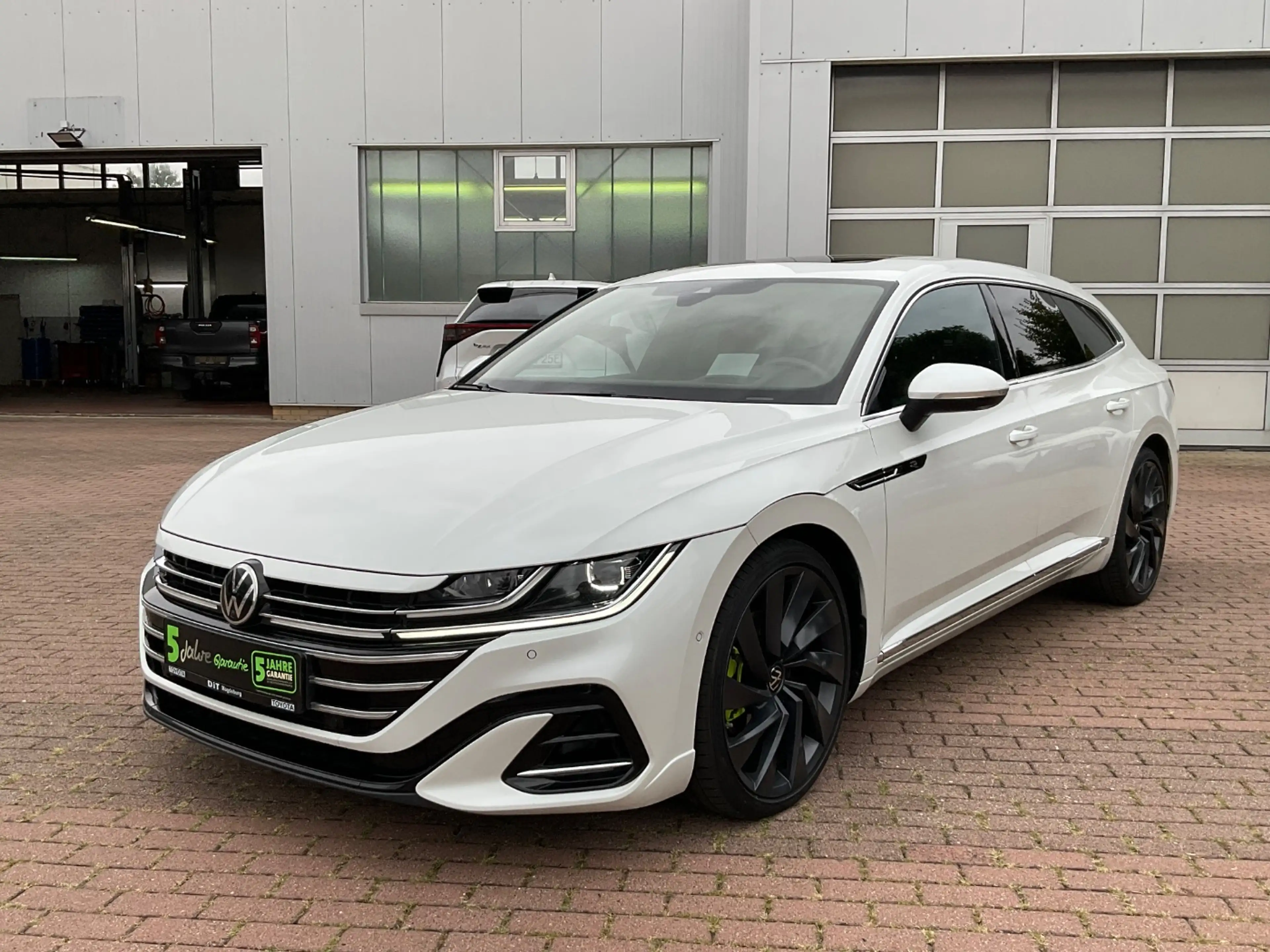 Volkswagen Arteon SB 2.0 TDI 4Motion R-Line ACC+AHK+LED+SD — photo 2