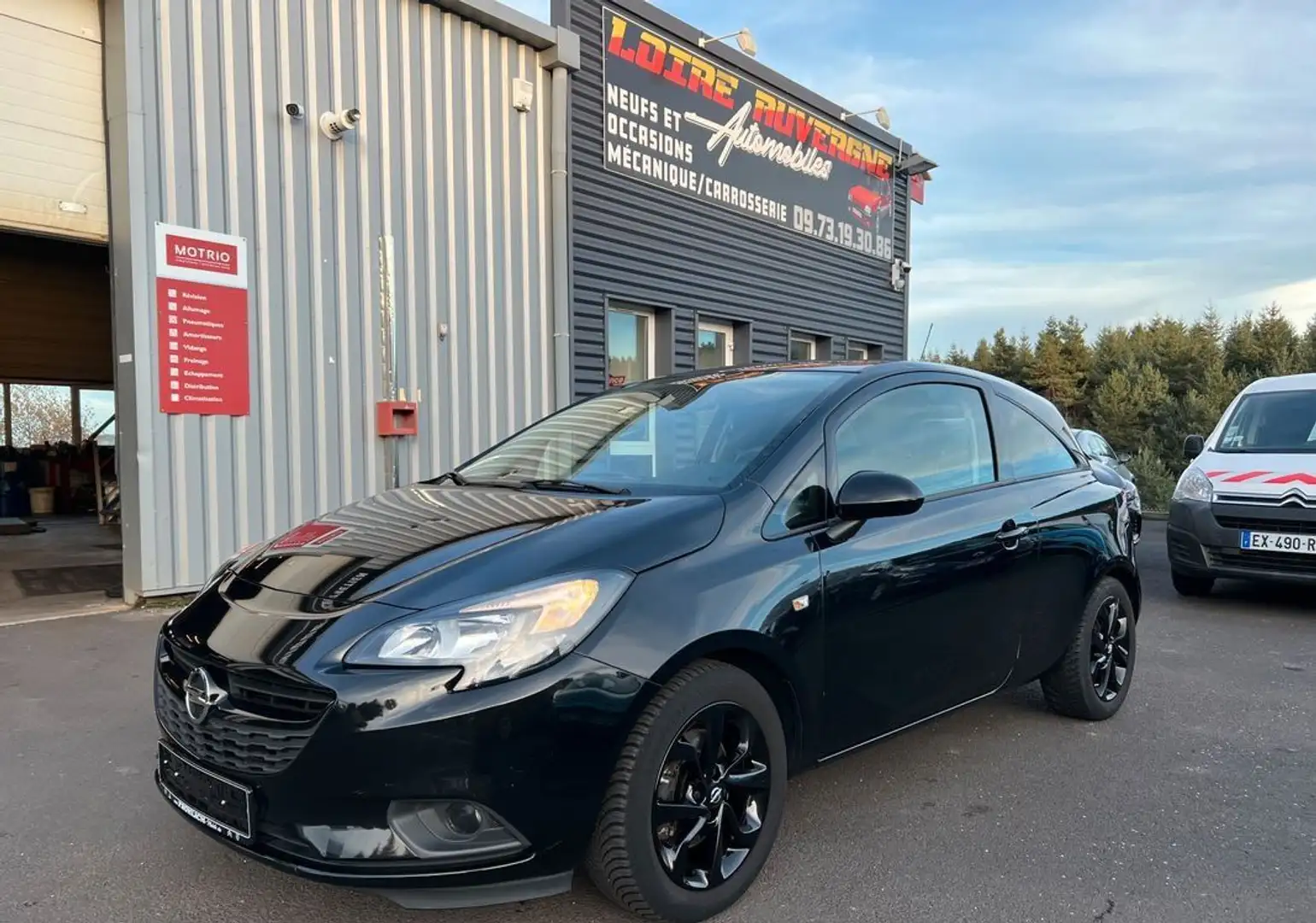 Opel Corsa 1.4 Turbo black Edition 100 CHV Noir - 2