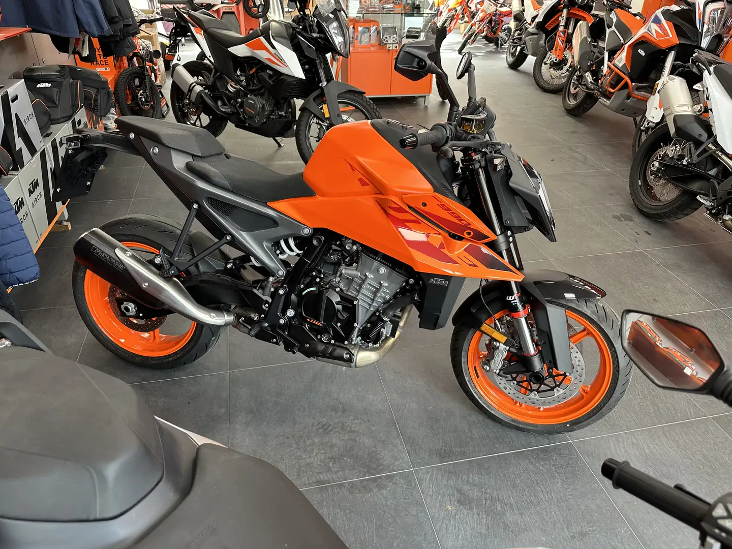 KTM 990 Super Duke - 2