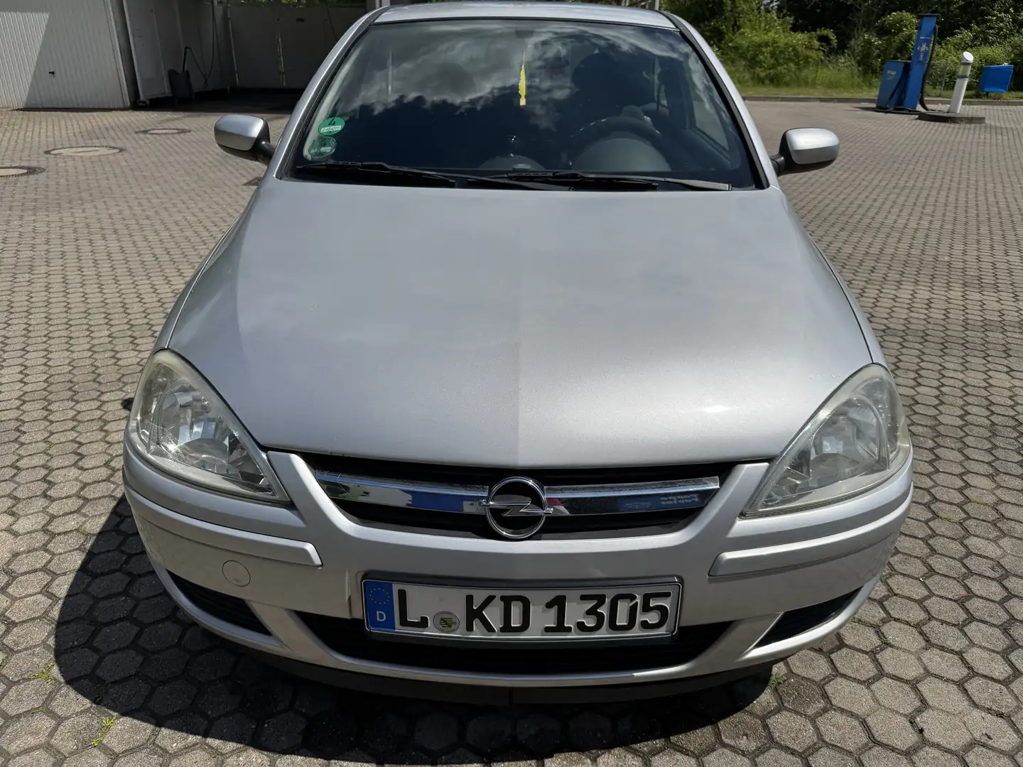 Opel Corsa 1.2 16V Cosmo - 1