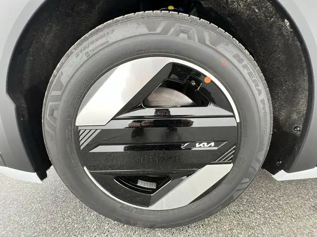 Kia Ev4 view 6