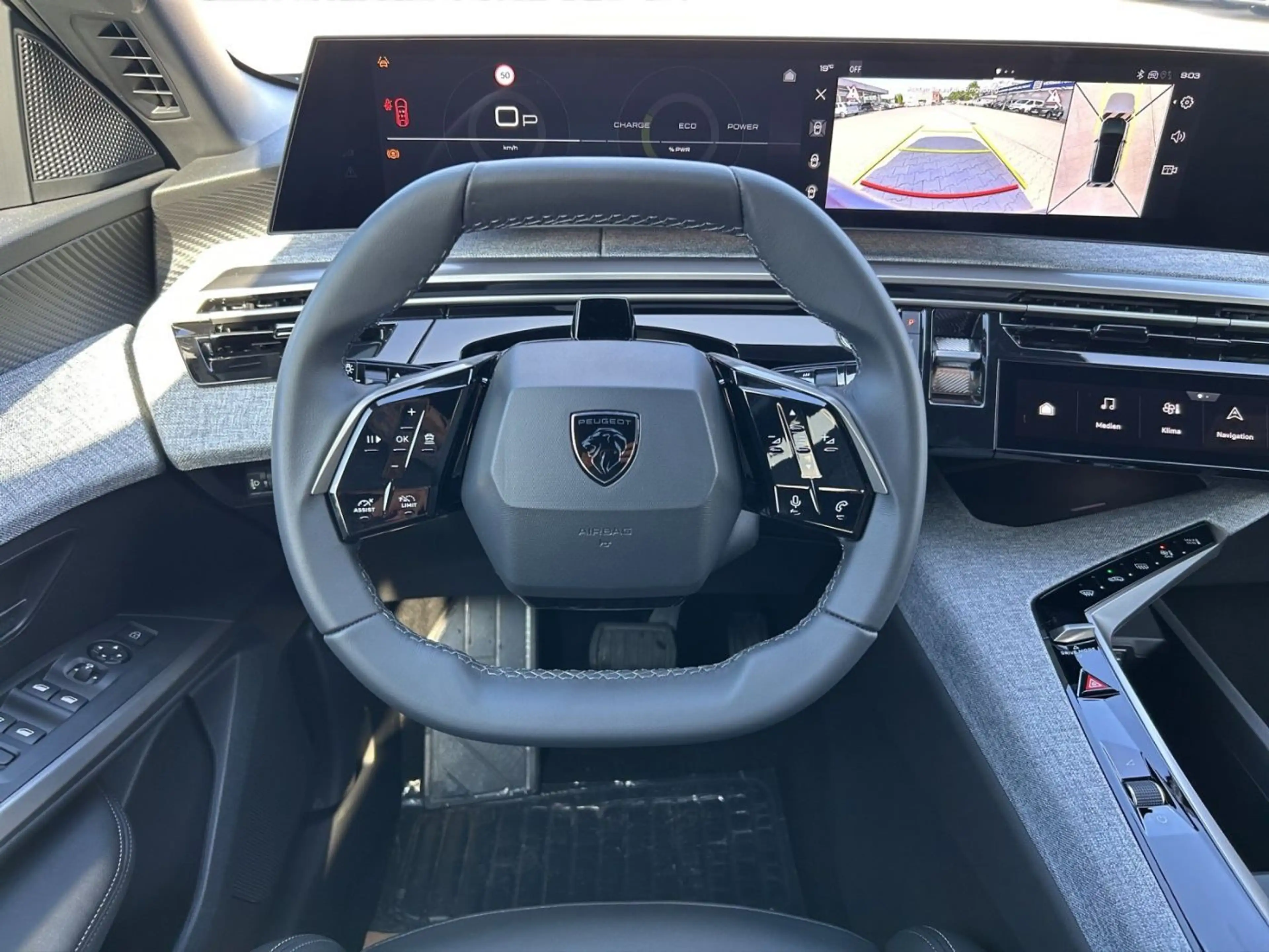 Peugeot 3008 Allure Hybrid 145 360° AHK SHZ NAVI CARPLAY — photo 14
