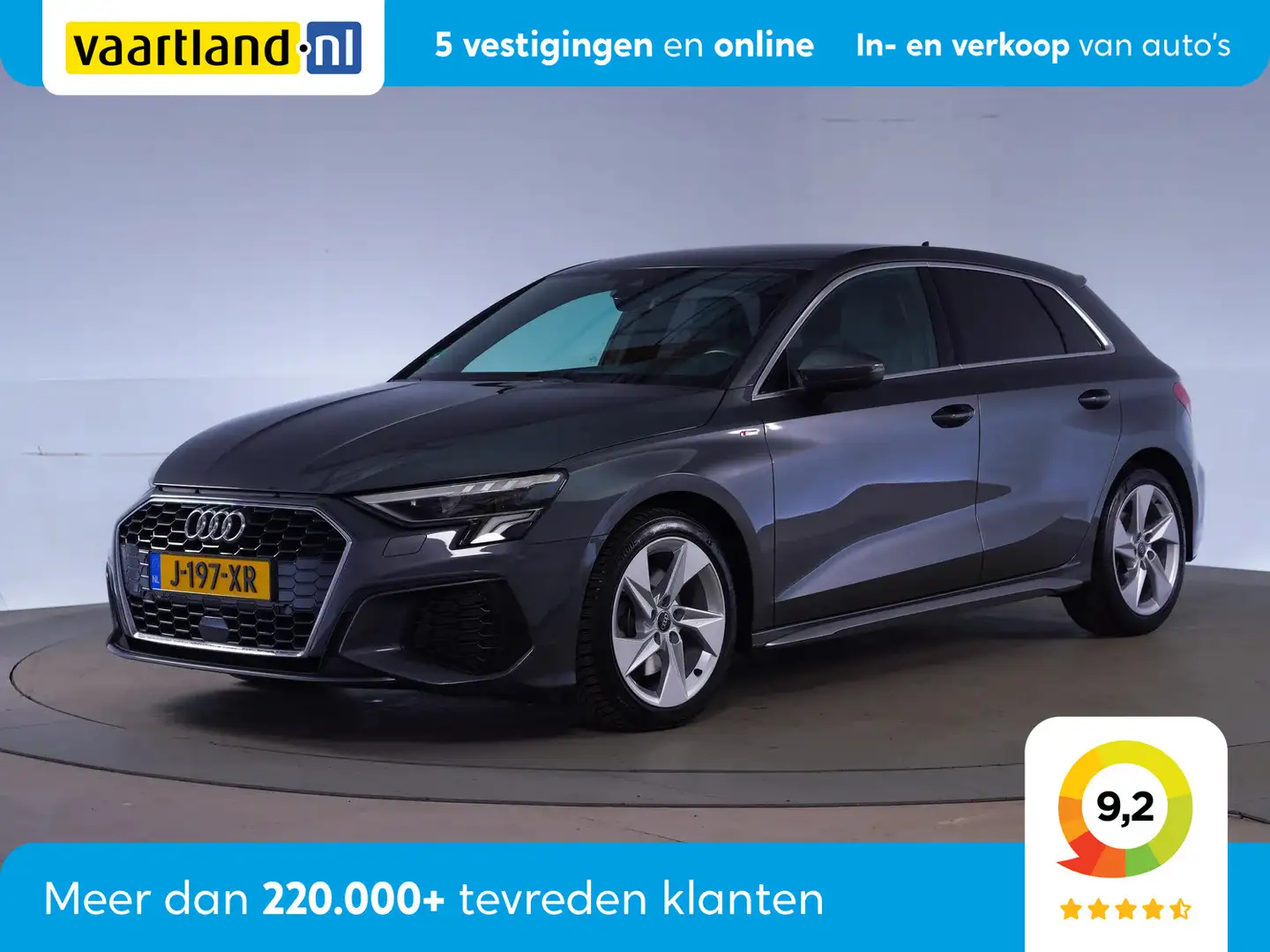 Audi A3 35 TFSI 150pk S-Line edition Aut. [ Navi Virtual c Grijs - 1