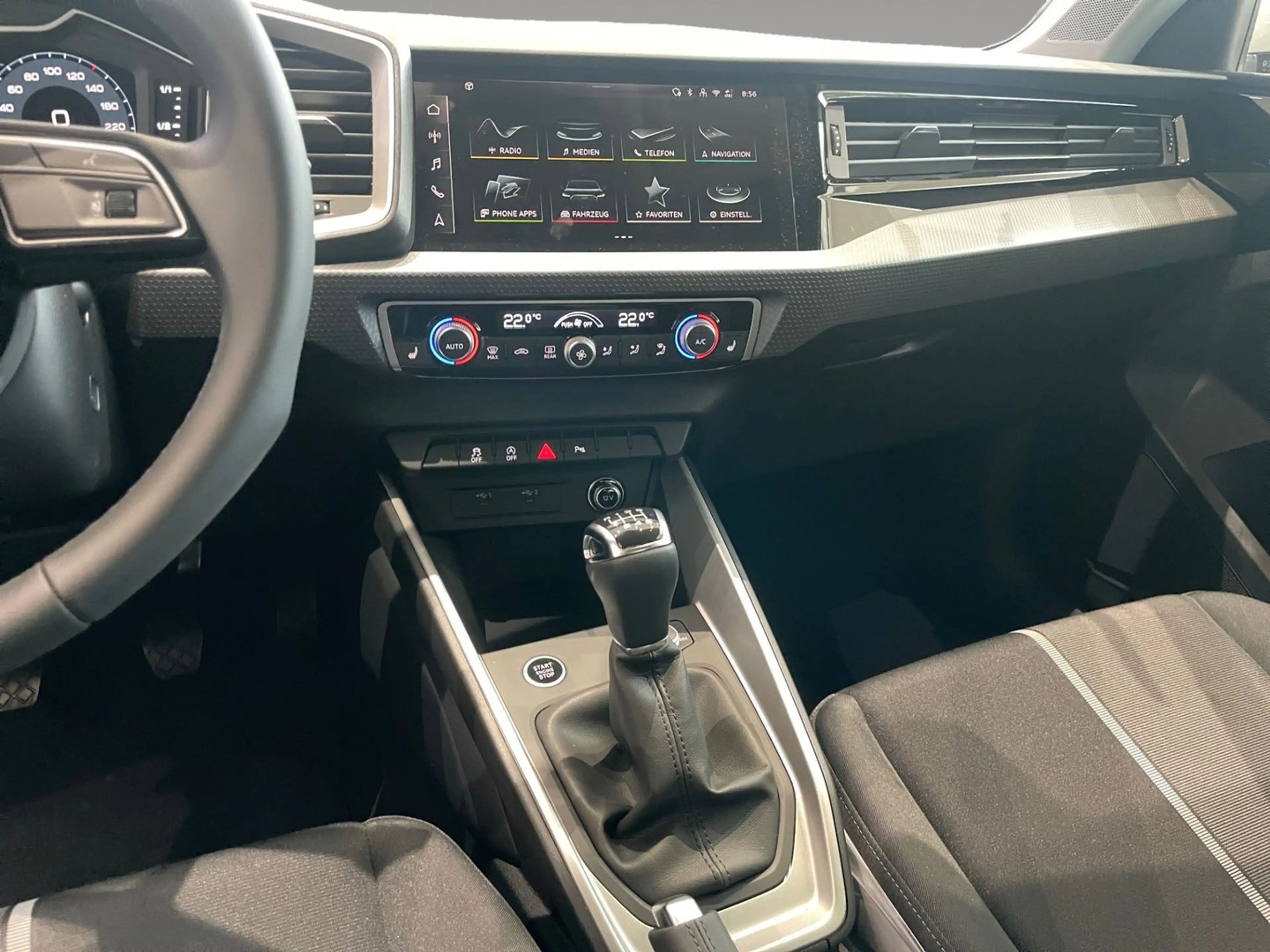 Audi A1 30 TFSI intense — photo 11