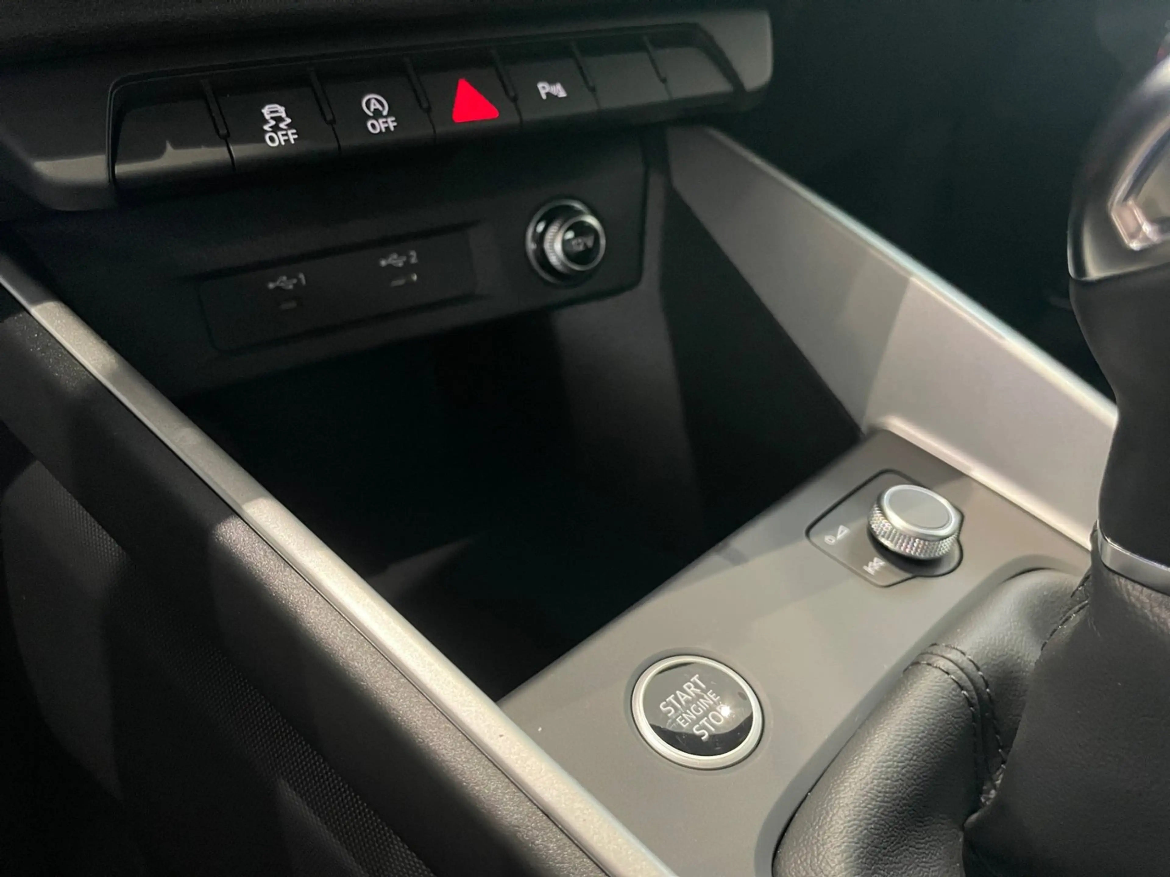 Audi A1 30 TFSI intense — photo 18
