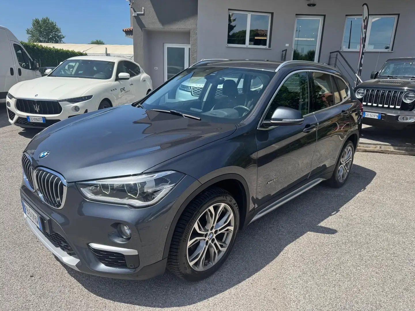 BMW X1 xDrive18d xLine Grigio - 1