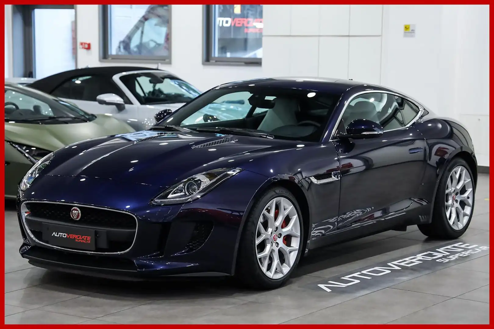 Jaguar F-Type 3.0 V6 aut. Coupé Bleu - 1