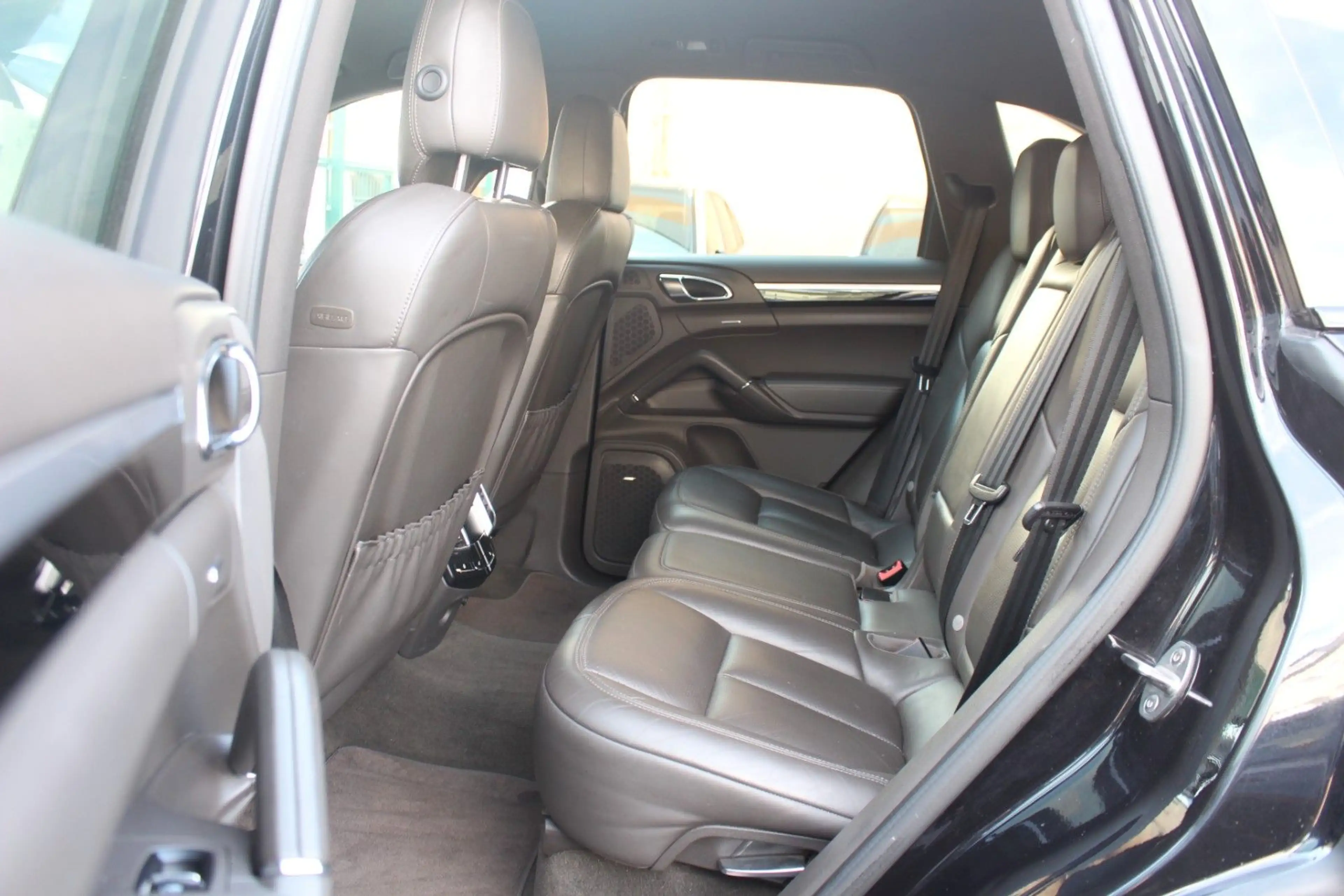 Porsche Cayenne S Diesel/LED/Kamera/Totwinkel/Tüv — photo 12