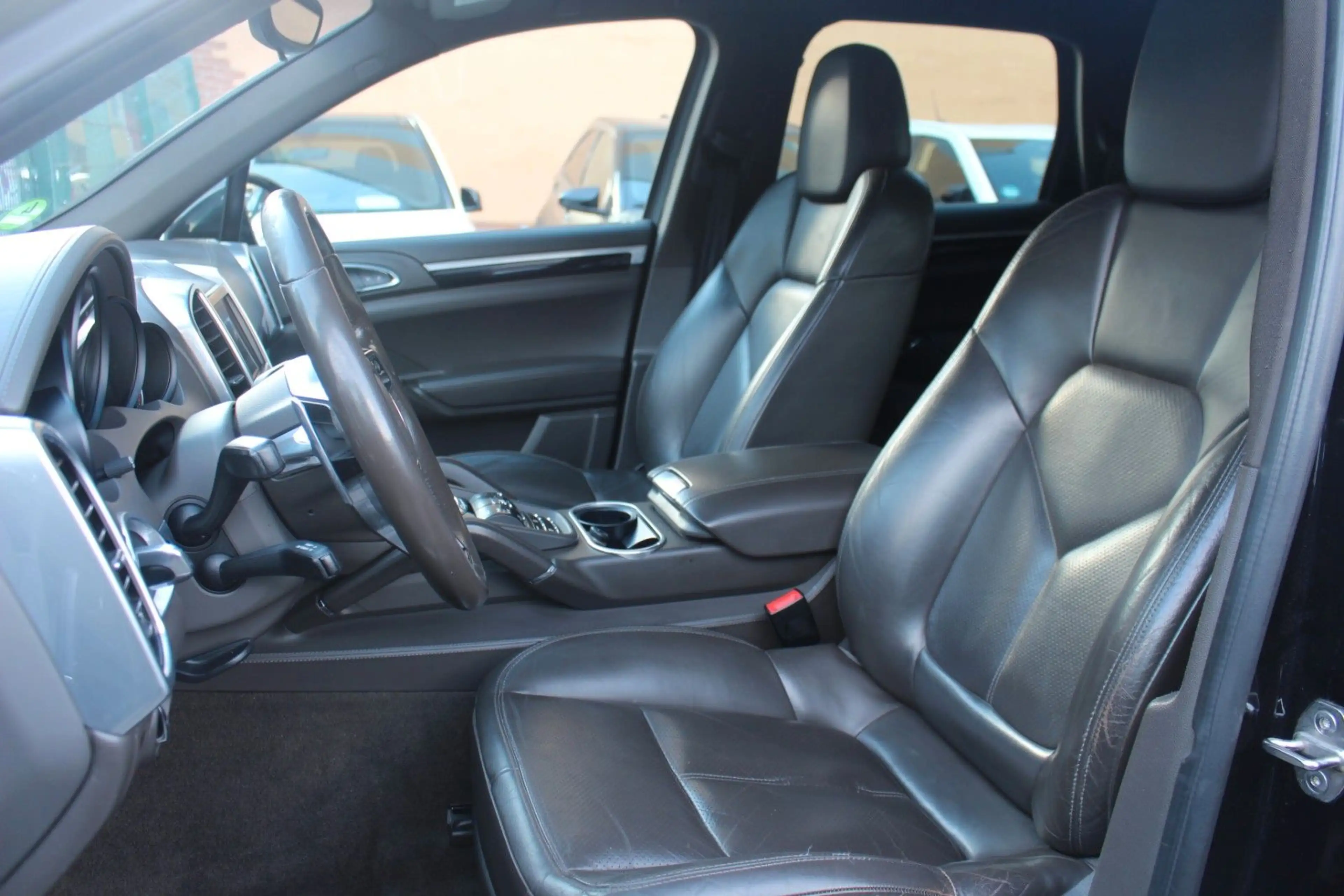 Porsche Cayenne S Diesel/LED/Kamera/Totwinkel/Tüv — photo 11