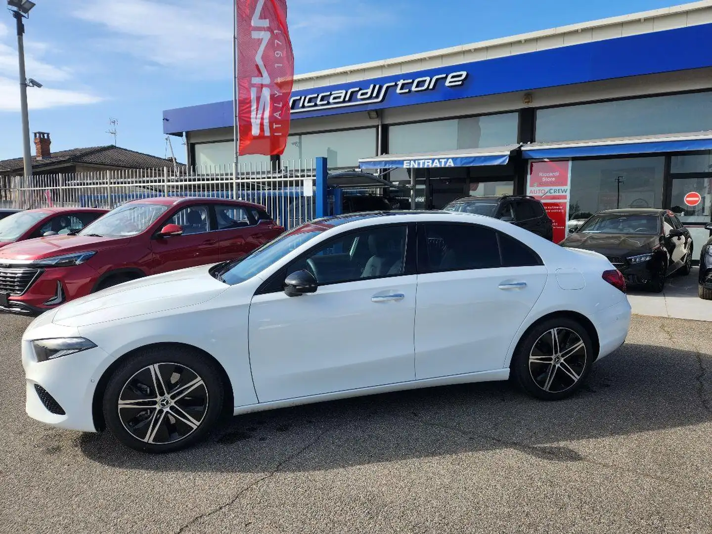 Mercedes-Benz A 250 Automatic 4Matic 4p. Sport SEDAN TETTO PANORAMICO Bianco - 1