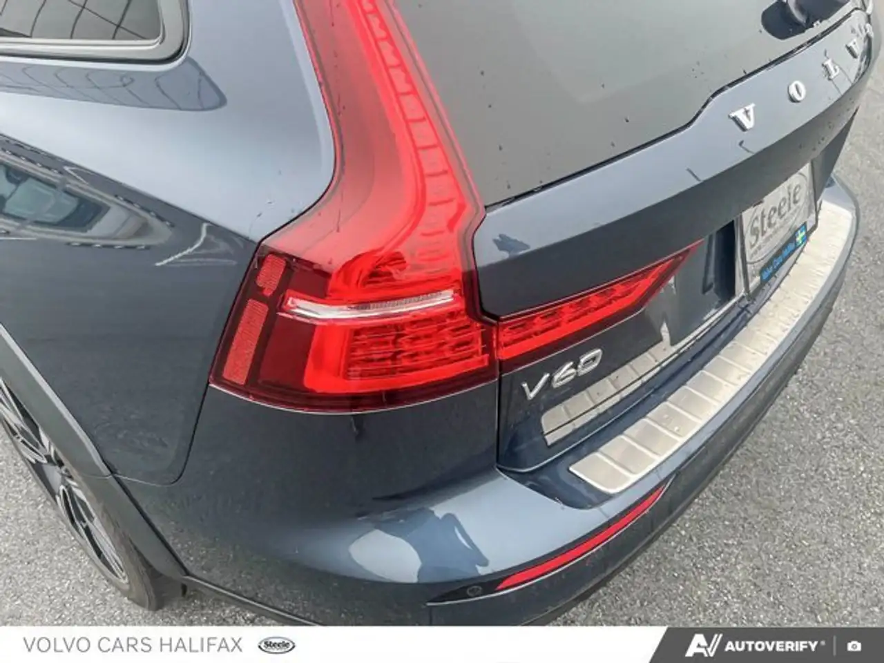 Volvo V60 Cross Country photo Volvo V60 Cross Country