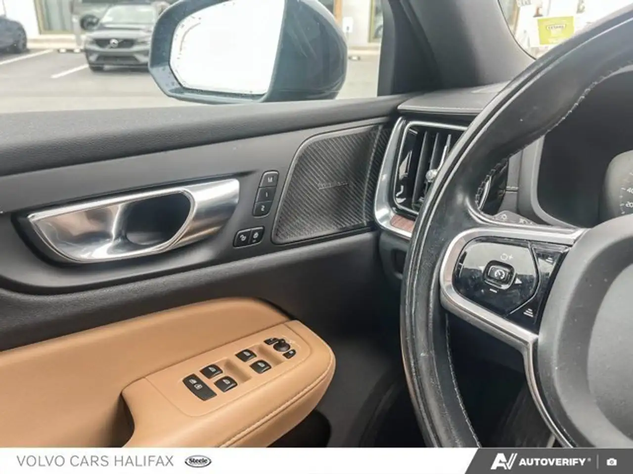 Volvo V60 Cross Country photo Volvo V60 Cross Country