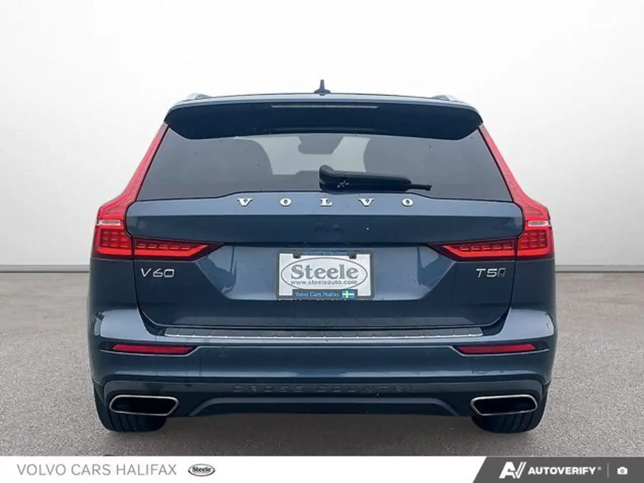 Volvo V60 Cross Country photo Volvo V60 Cross Country