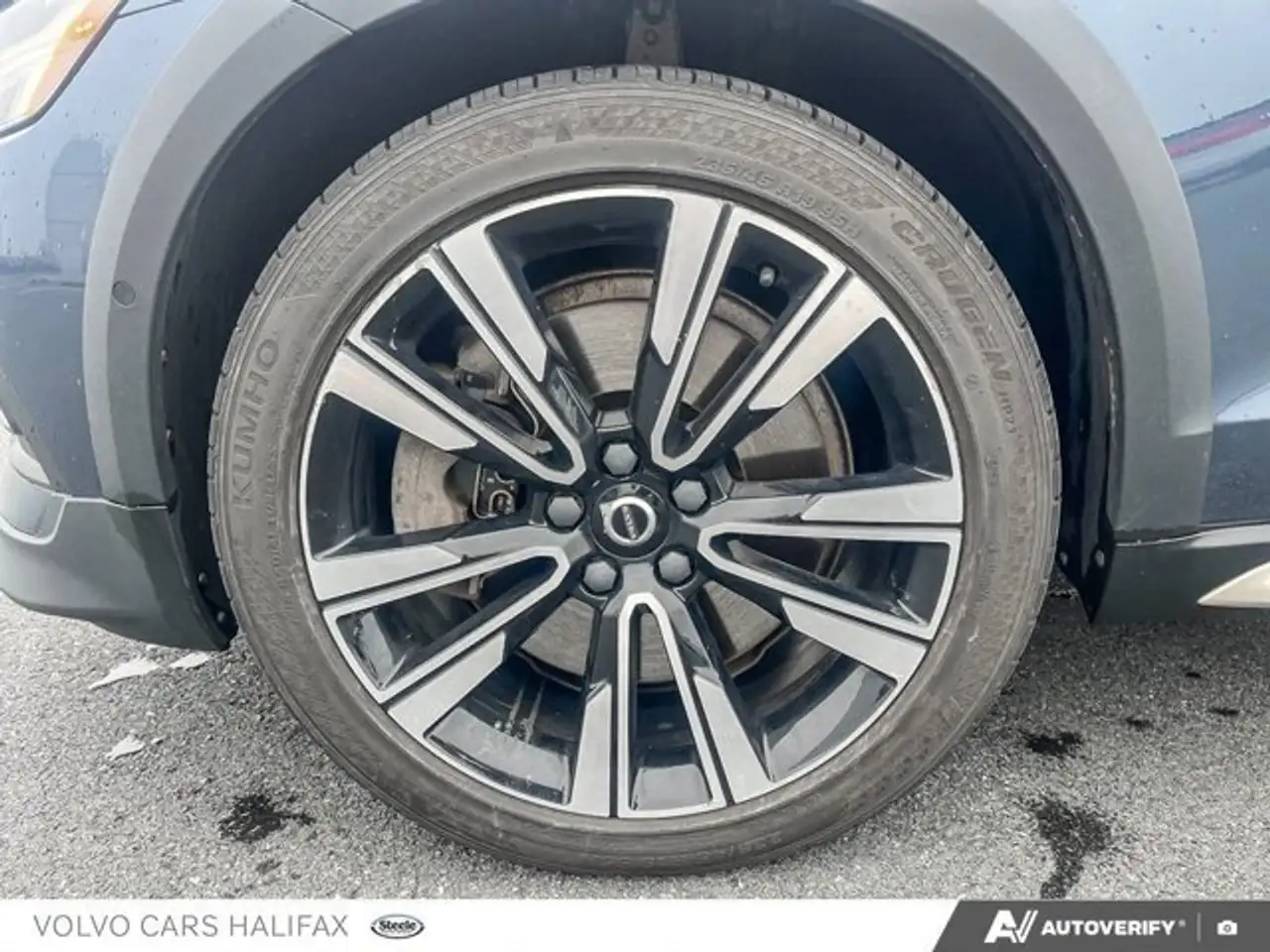 Volvo V60 Cross Country photo Volvo V60 Cross Country