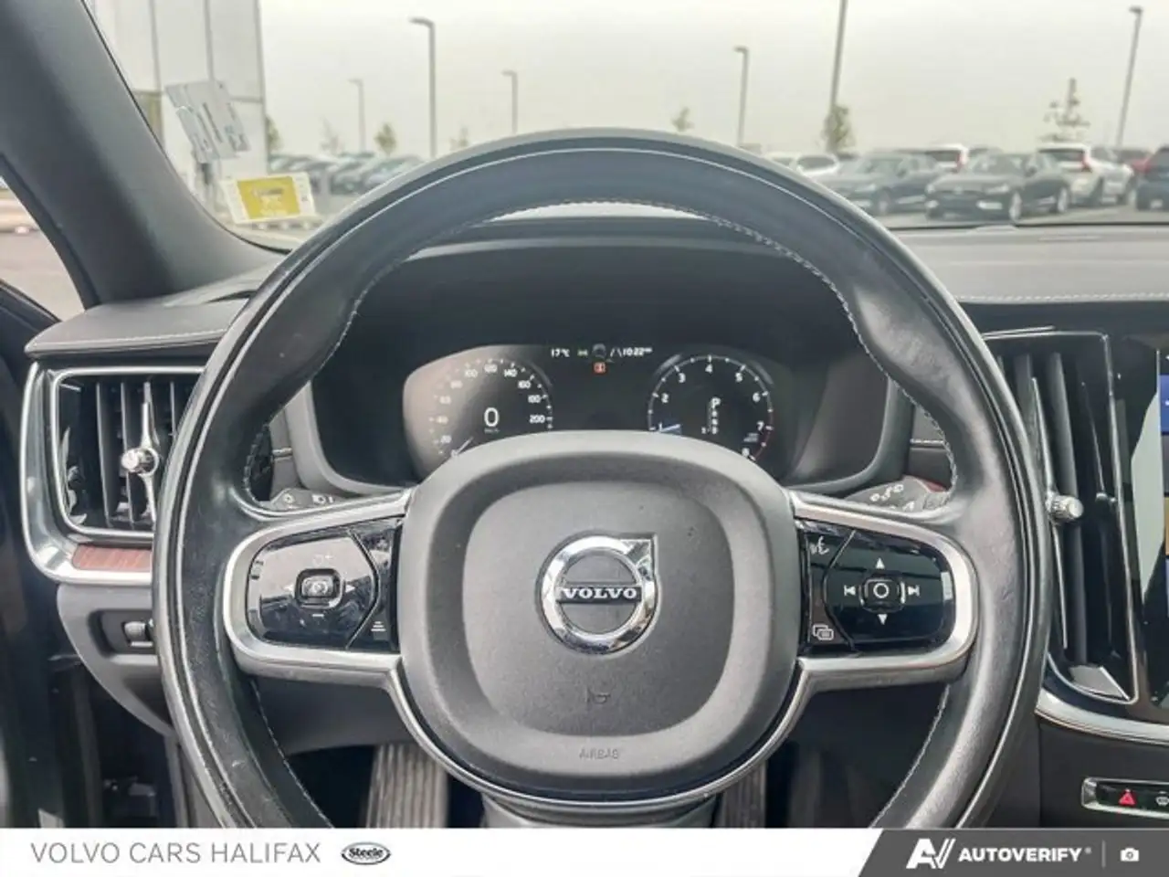 Volvo V60 Cross Country photo Volvo V60 Cross Country