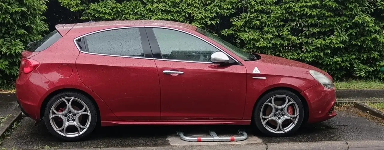Alfa-romeo Giulietta 1750 TBI 235 ch Quadrifoglio Verde