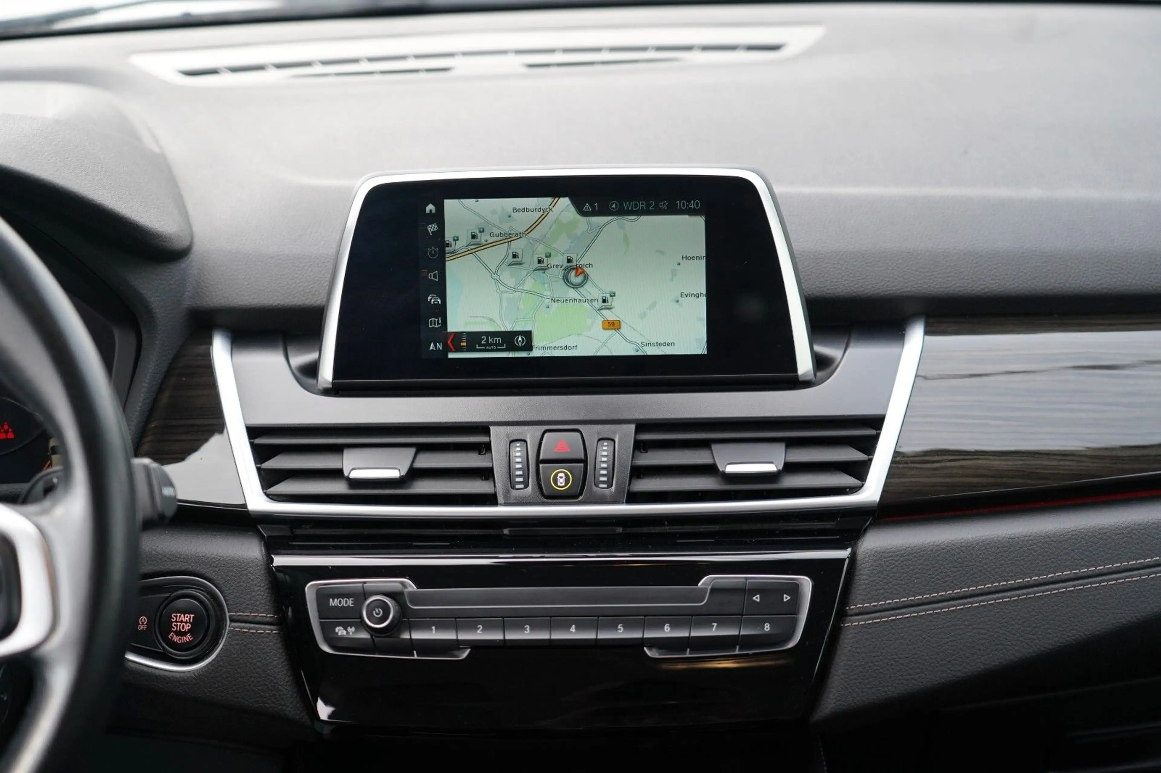 BMW 216 Luxury Line 7Sitze LED NAVI — photo 12