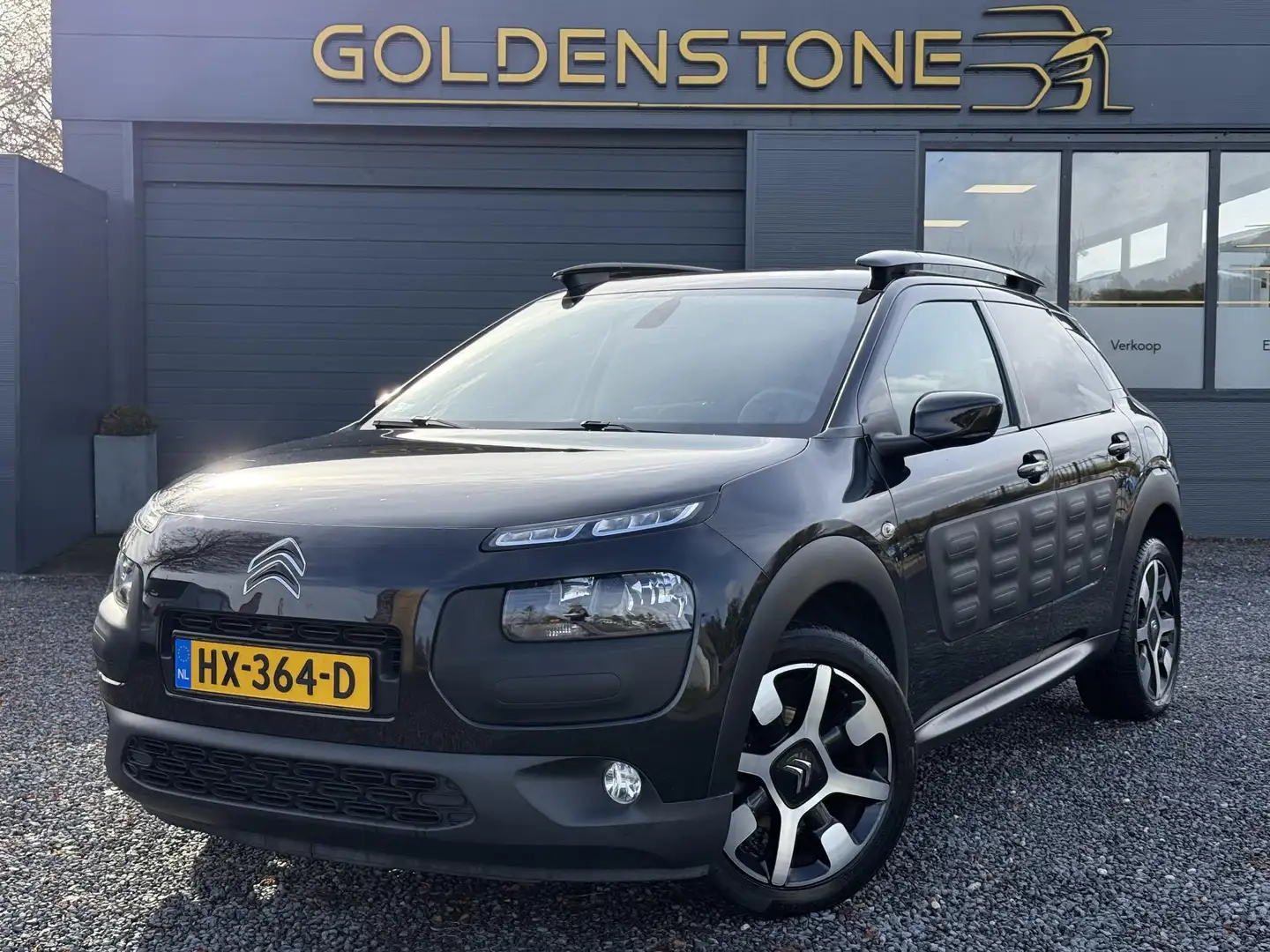 Citroen C4 Cactus 1.2 PureTech Shine 110pk,Navi,Clima,Camera,Cruise, Noir - 1