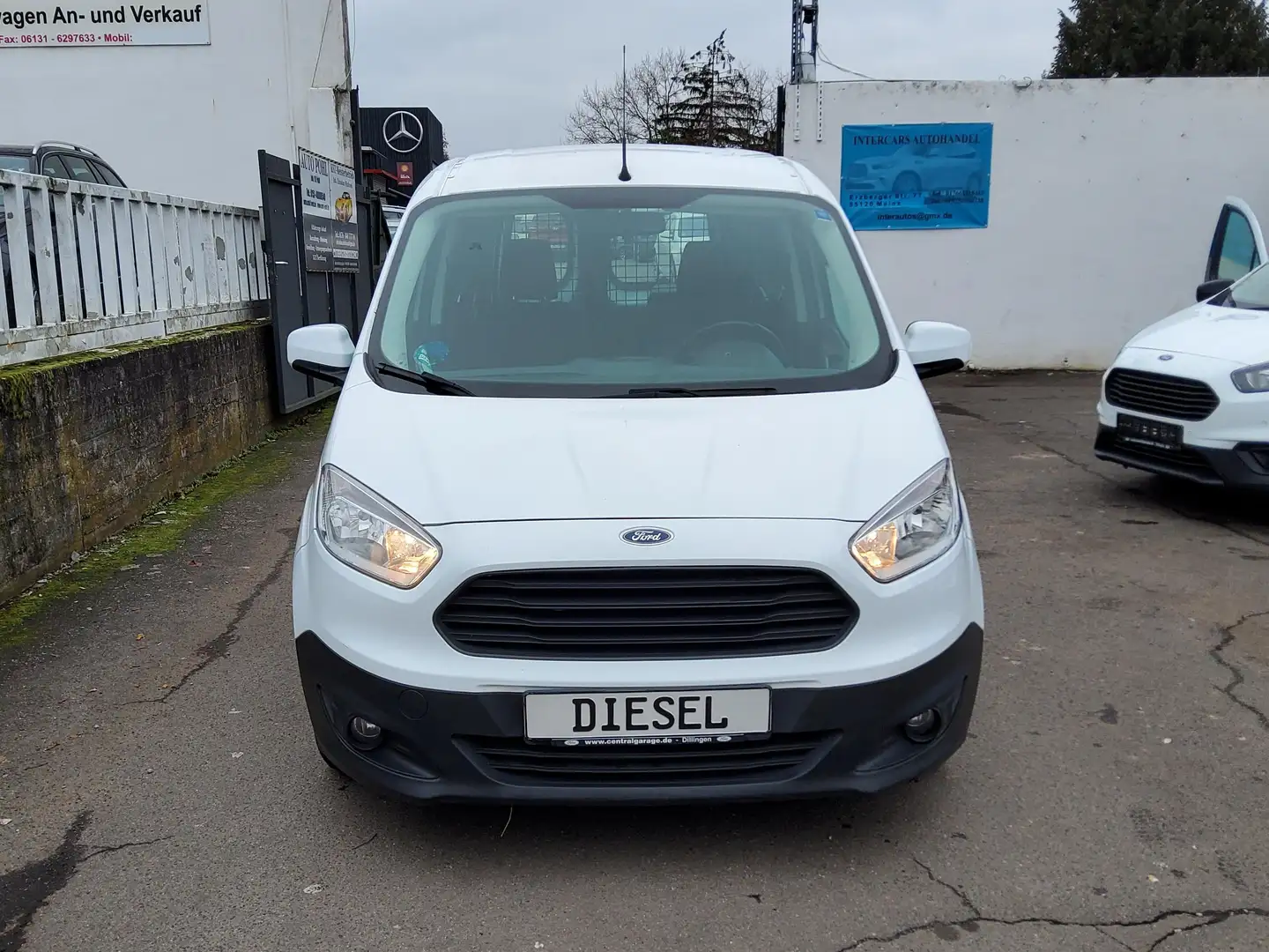 Ford Transit Courier Transit Courier TDCi Basis Blanc - 1