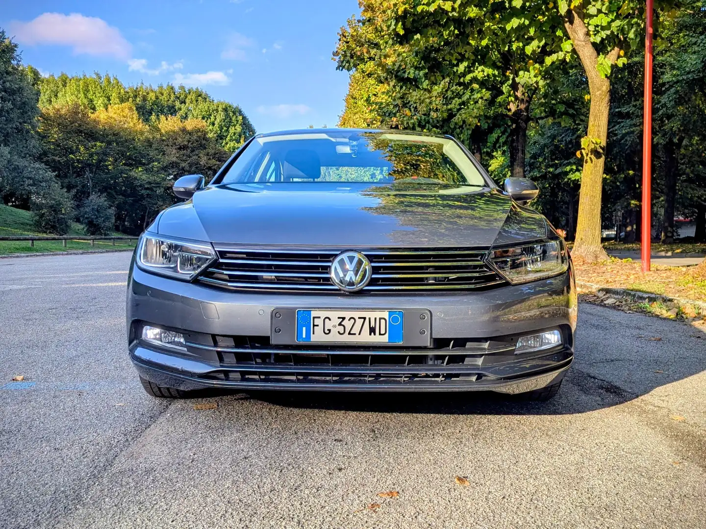Volkswagen Passat Passat VIII 2015 Berlina 2.0 tdi Dsg 150cv Grigio - 1