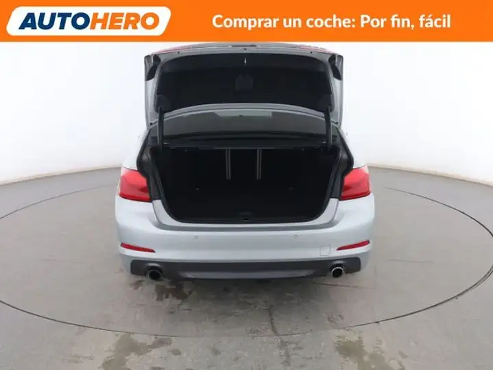 BMW Serie 5 2018, foto 17