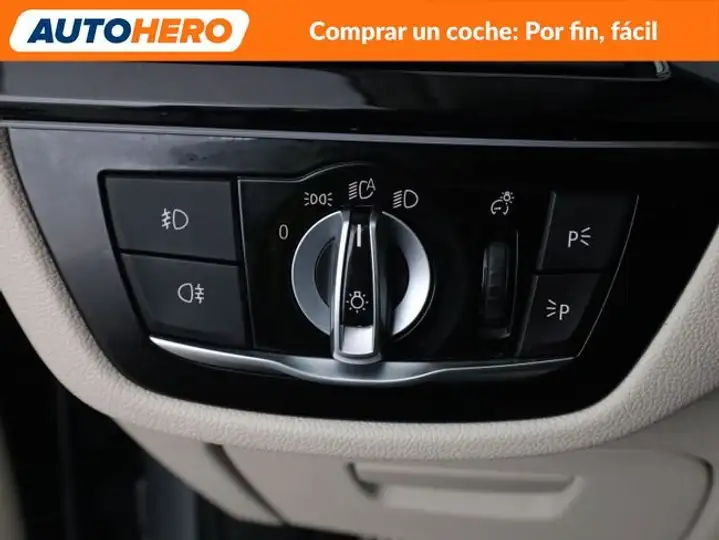 BMW Serie 5 2018, foto 35