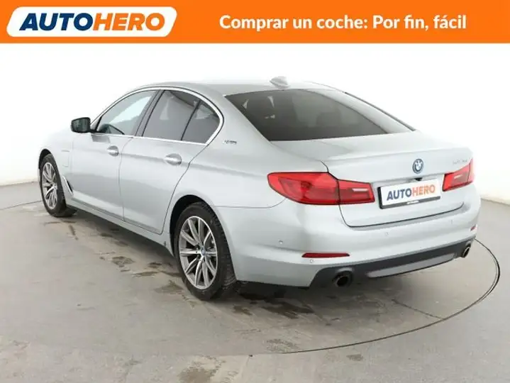 BMW Serie 5 2018, foto 4