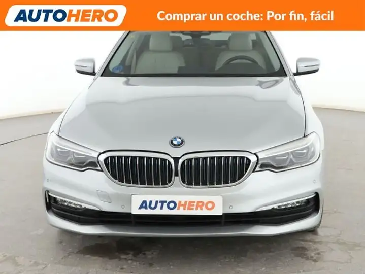 BMW Serie 5 2018, foto 9