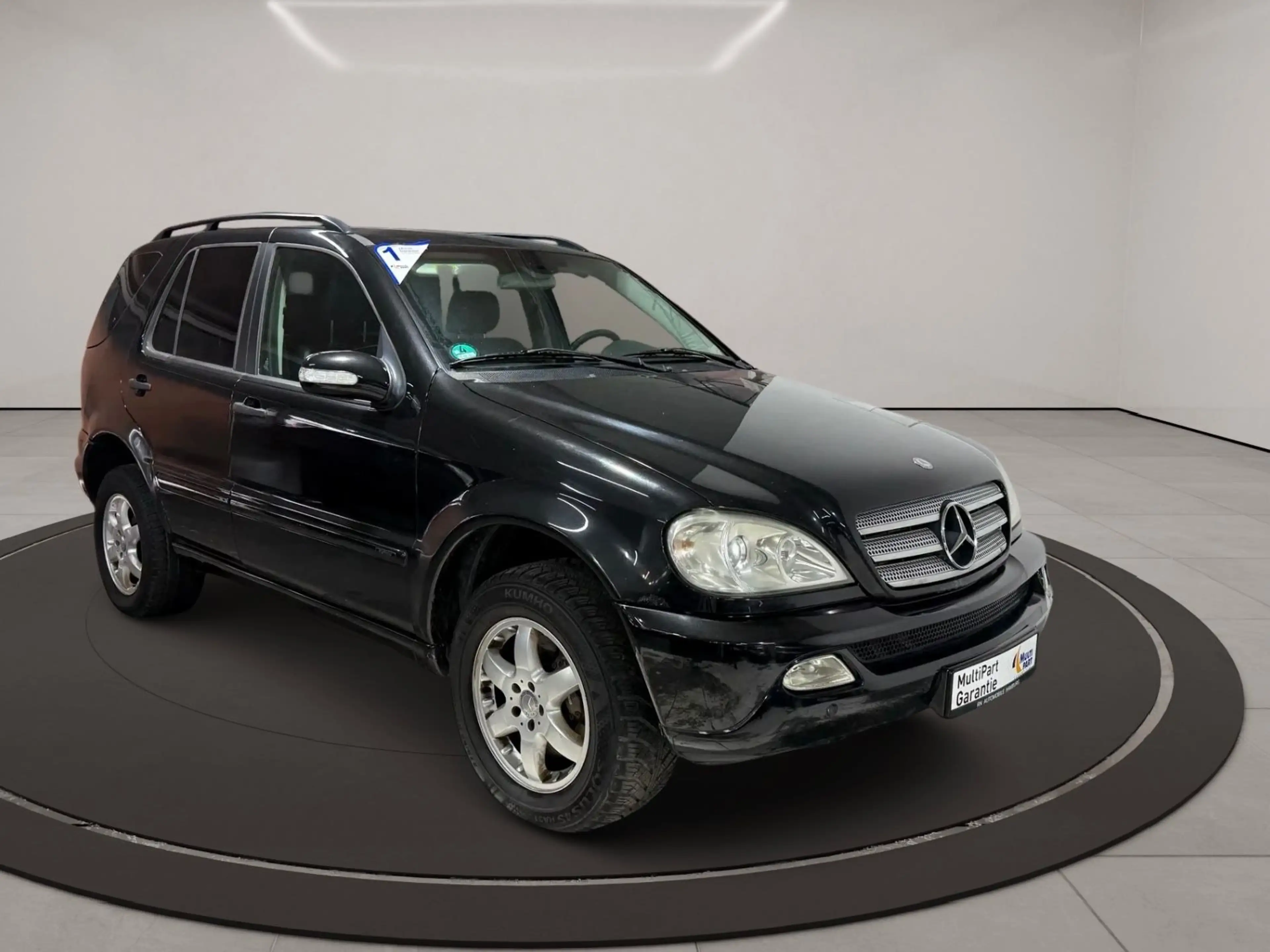 Mercedes-Benz ML 270 CDI Inspiration 2. HAND