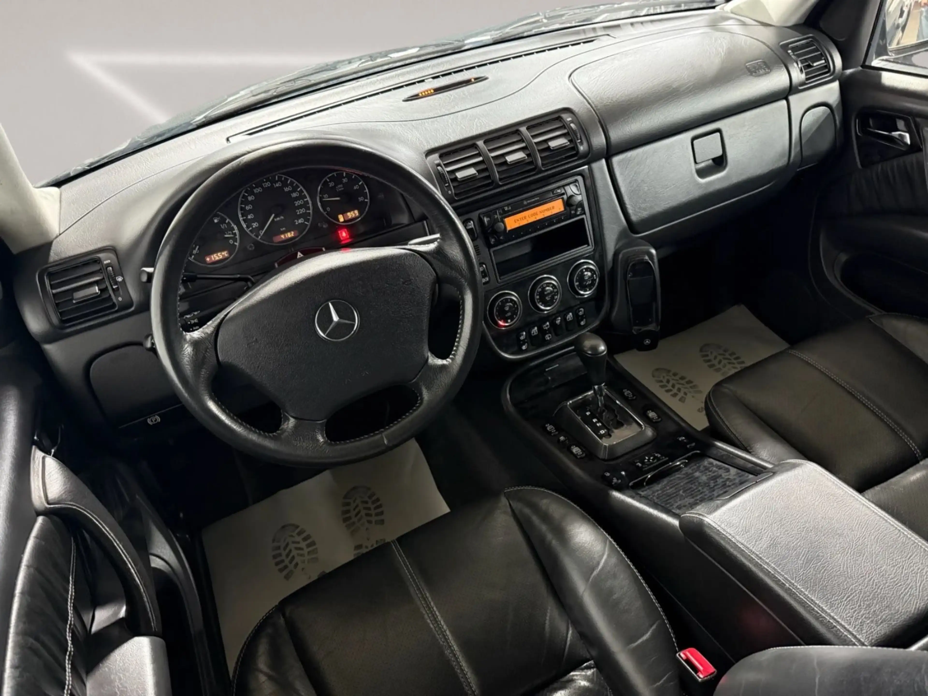 Mercedes-Benz ML 270 CDI Inspiration 2. HAND — photo 12