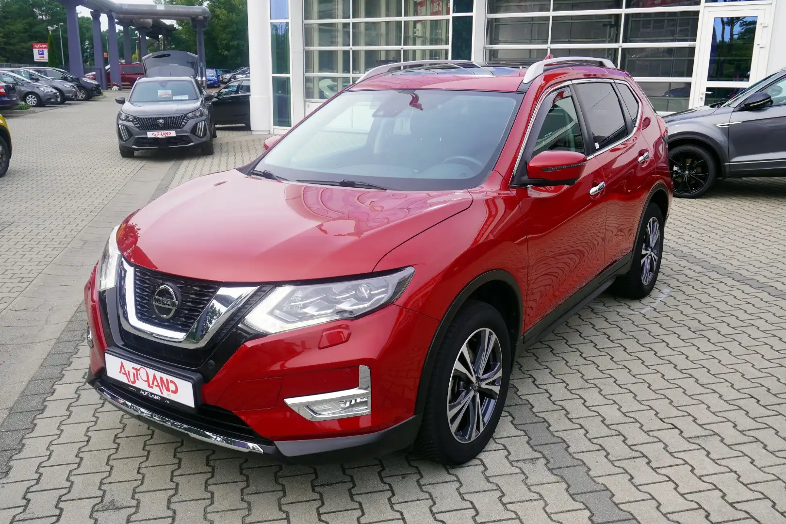 Nissan X-Trail 1.3 DIG-T N-Connecta LED Navi Panorama  36 Rot - 2