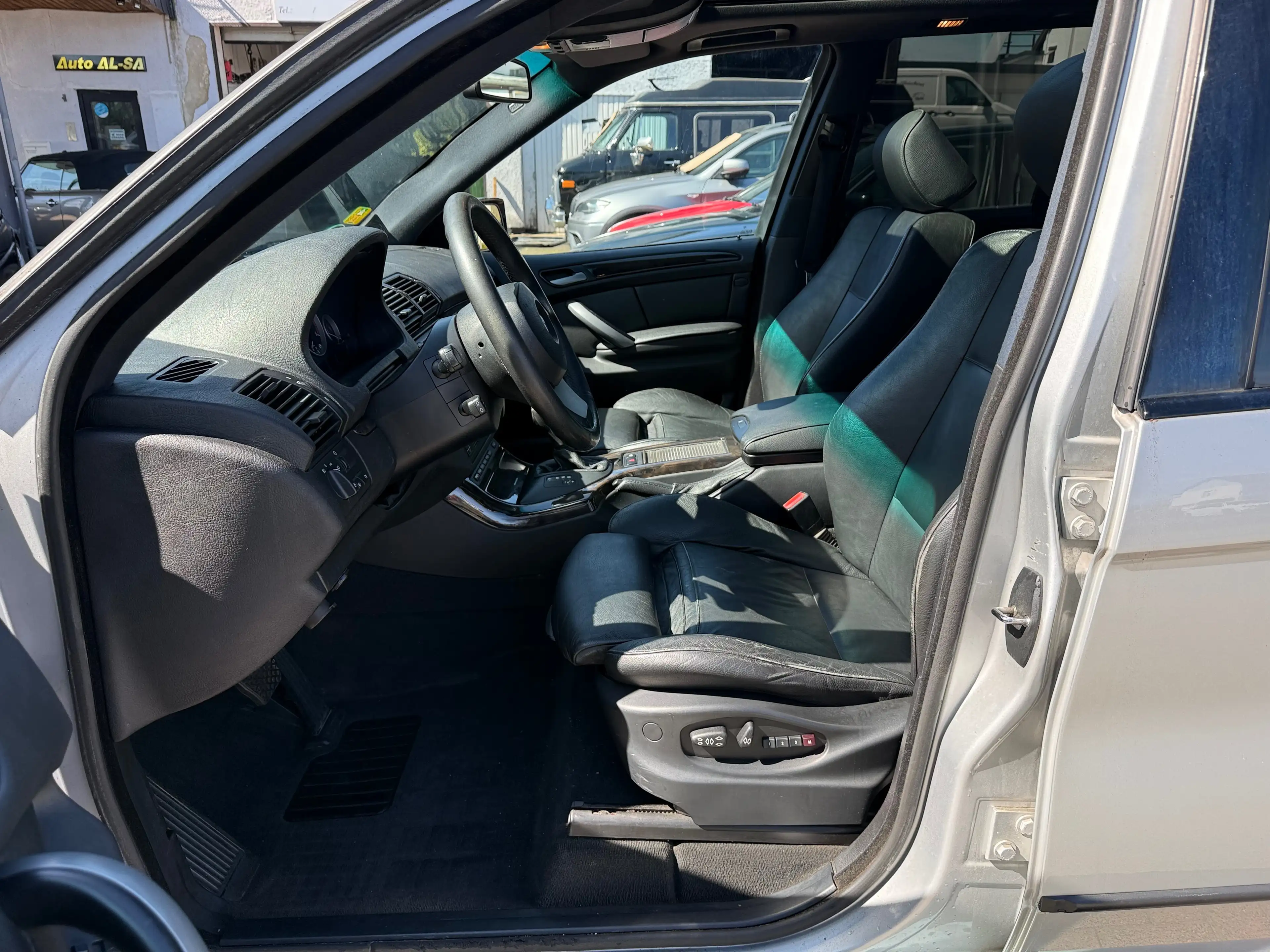 BMW X5 3.0d Leder Xenon Panorama Navigation Sport Paket — photo 10