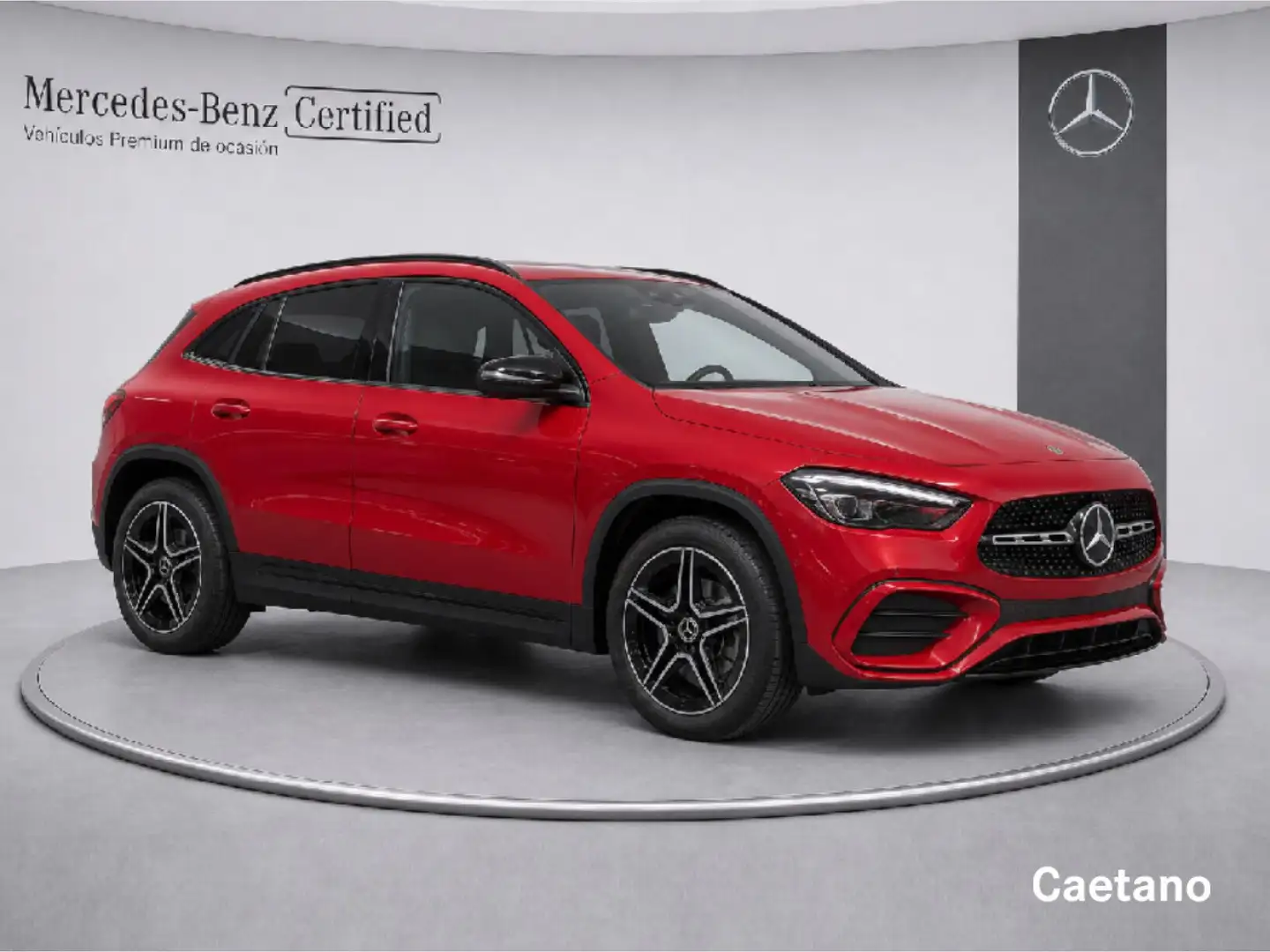 Mercedes-Benz GLA 200 D Rojo - 1